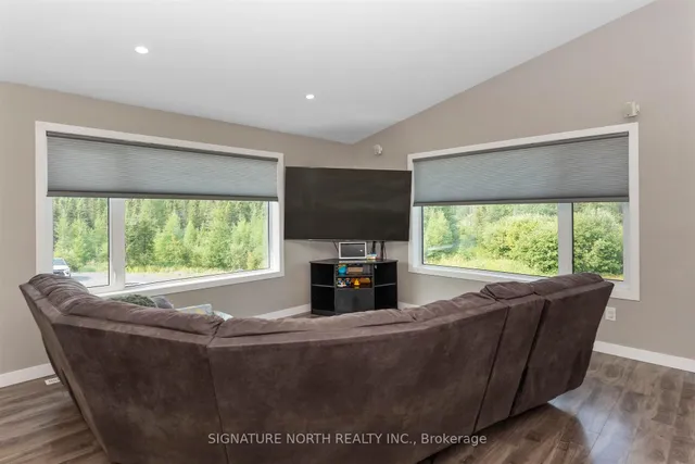 510 Highway 527, Shuniah 5