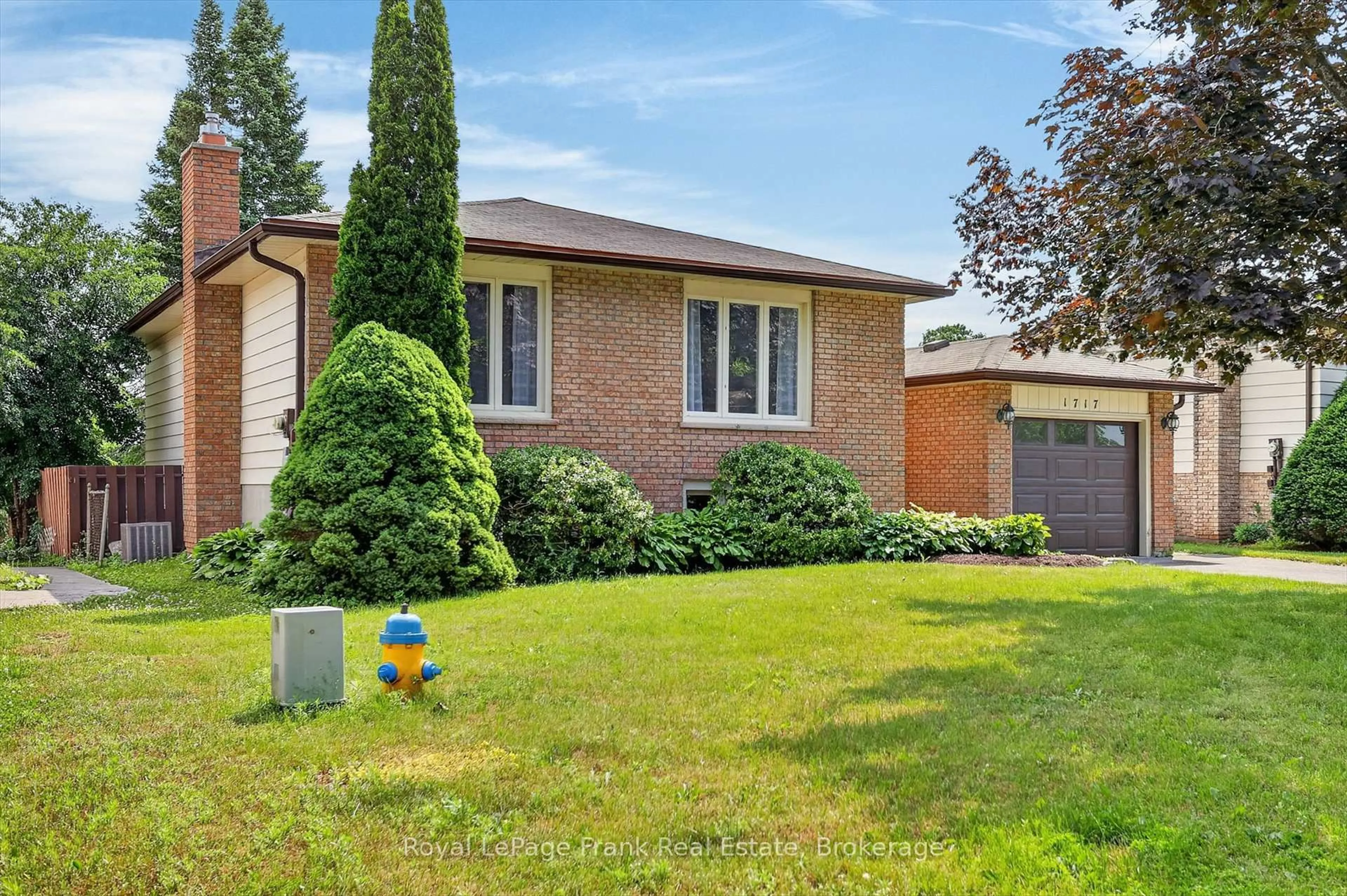 Home with brick exterior material, street for 1717 Woodgrove Cres, Peterborough Ontario K9K 1N1