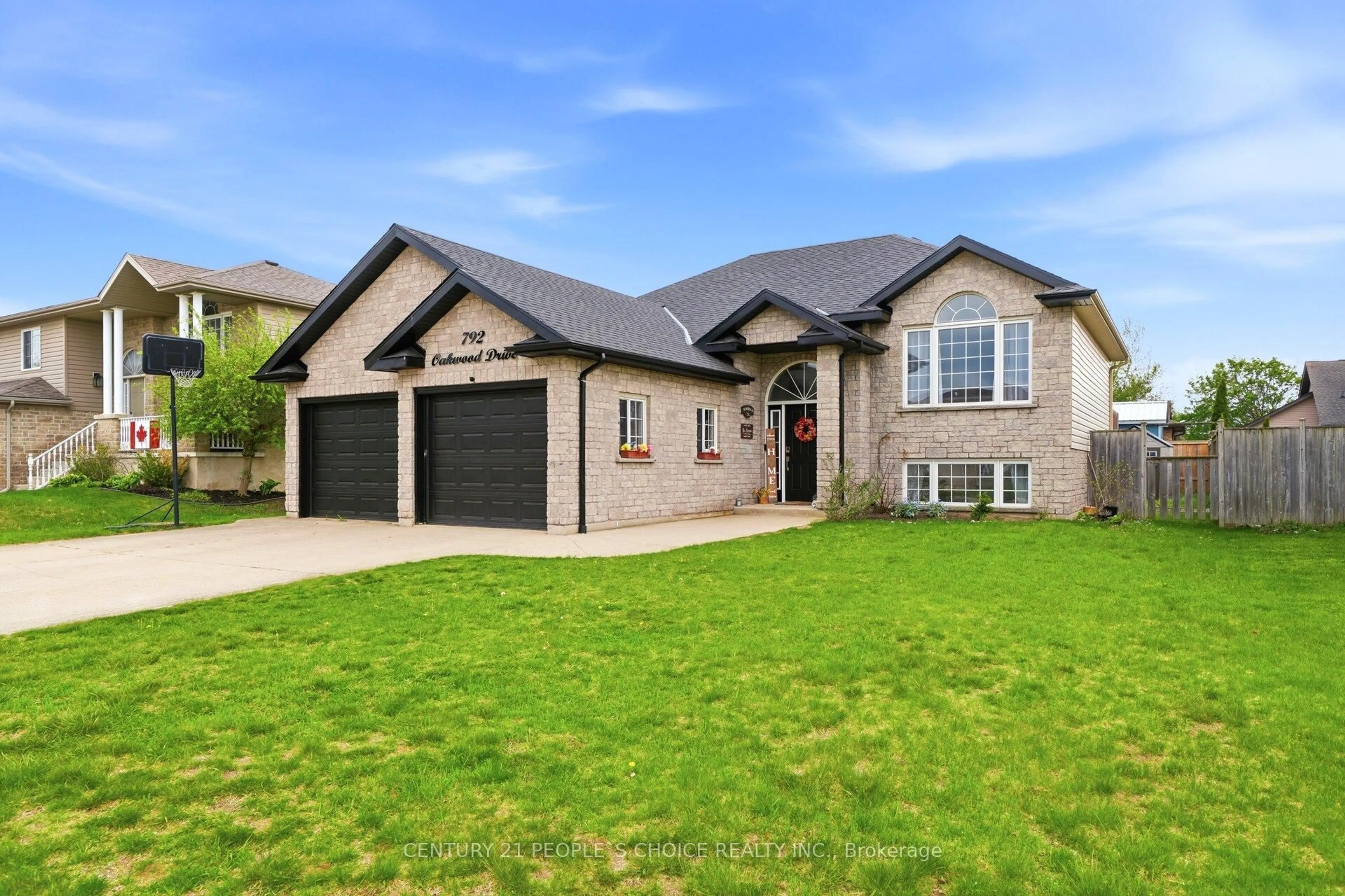 Home with brick exterior material, street for 792 OAKWOOD Dr, Saugeen Shores Ontario N0H 2C4