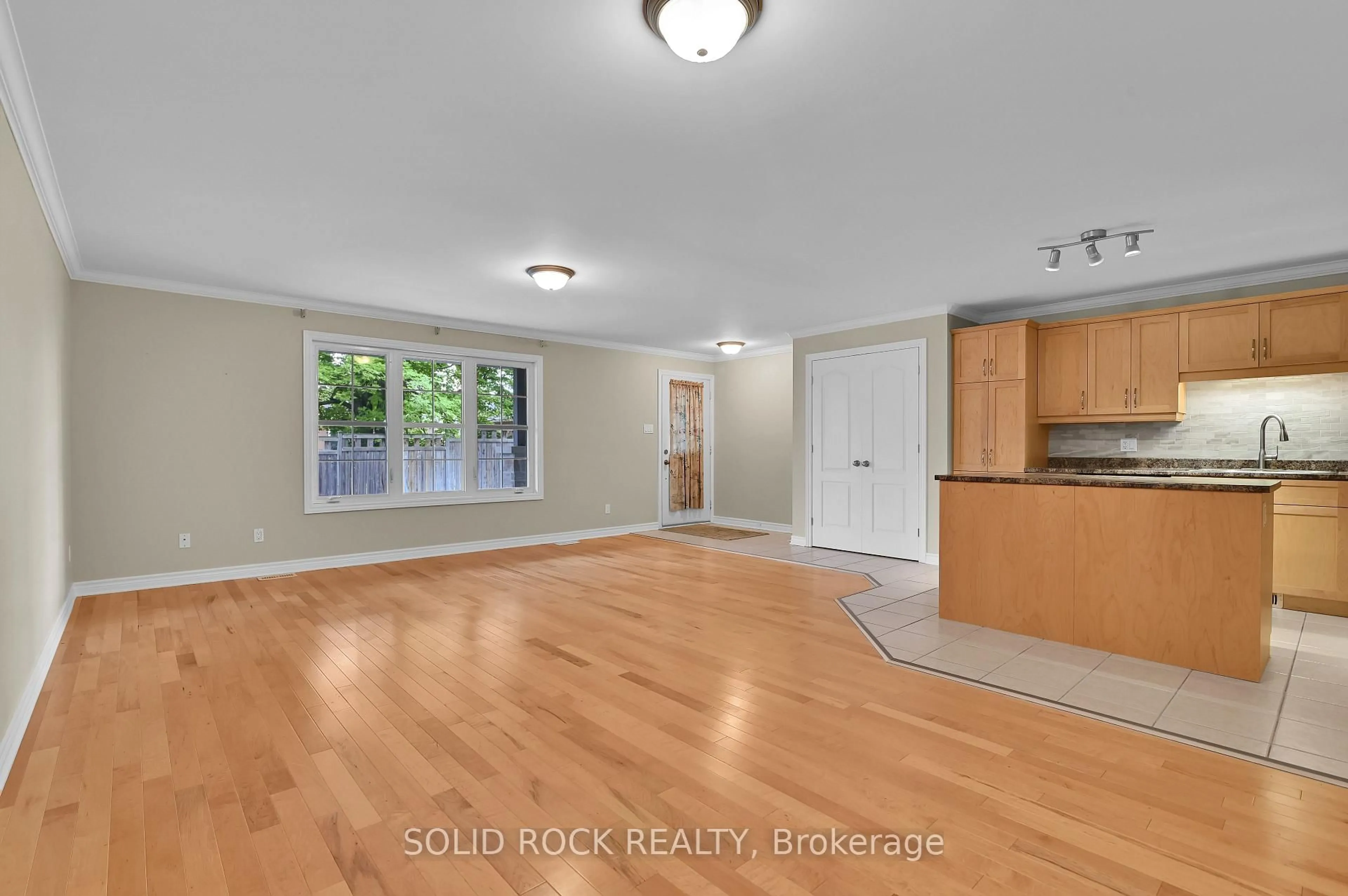 A pic of a room for 856 Notre-Dame St #103, Russell Ontario K0A 1W0