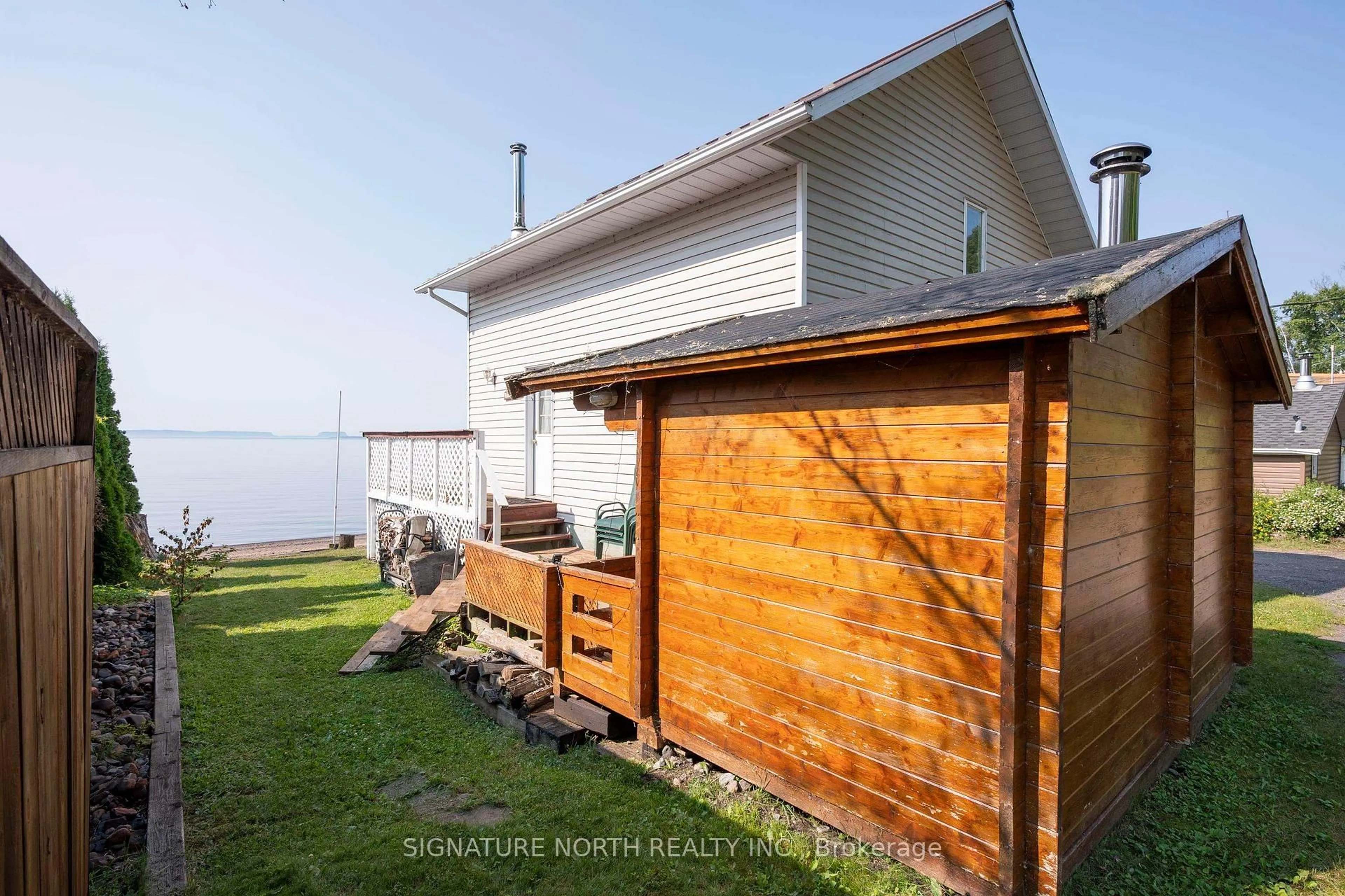 Shed for 608 White Birch Beach Rd, Shuniah Ontario P7A 4B5