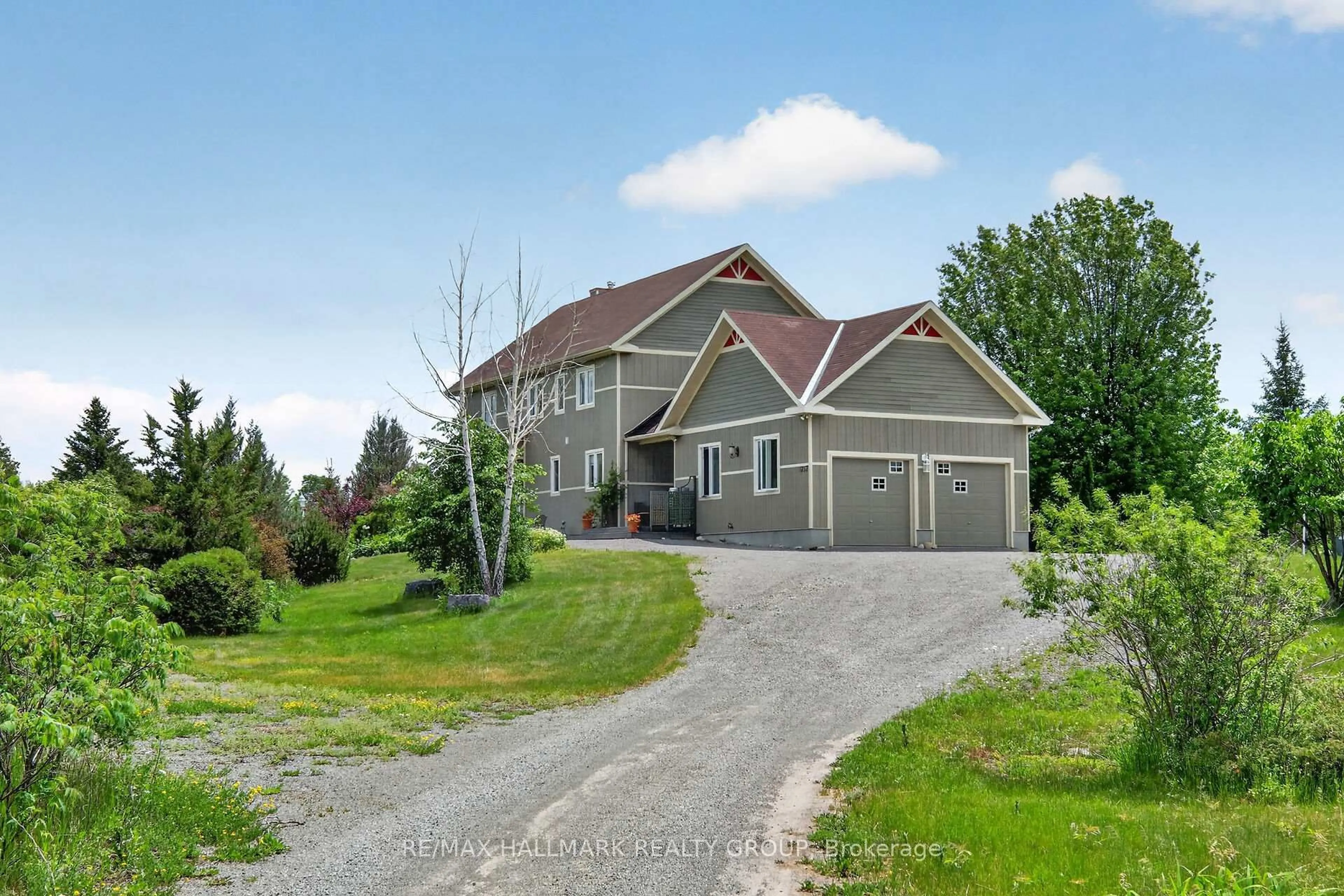 A pic from outside/outdoor area/front of a property/back of a property/a pic from drone, street for 1757 Corkery Rd, Carp Ontario K0A 1L0