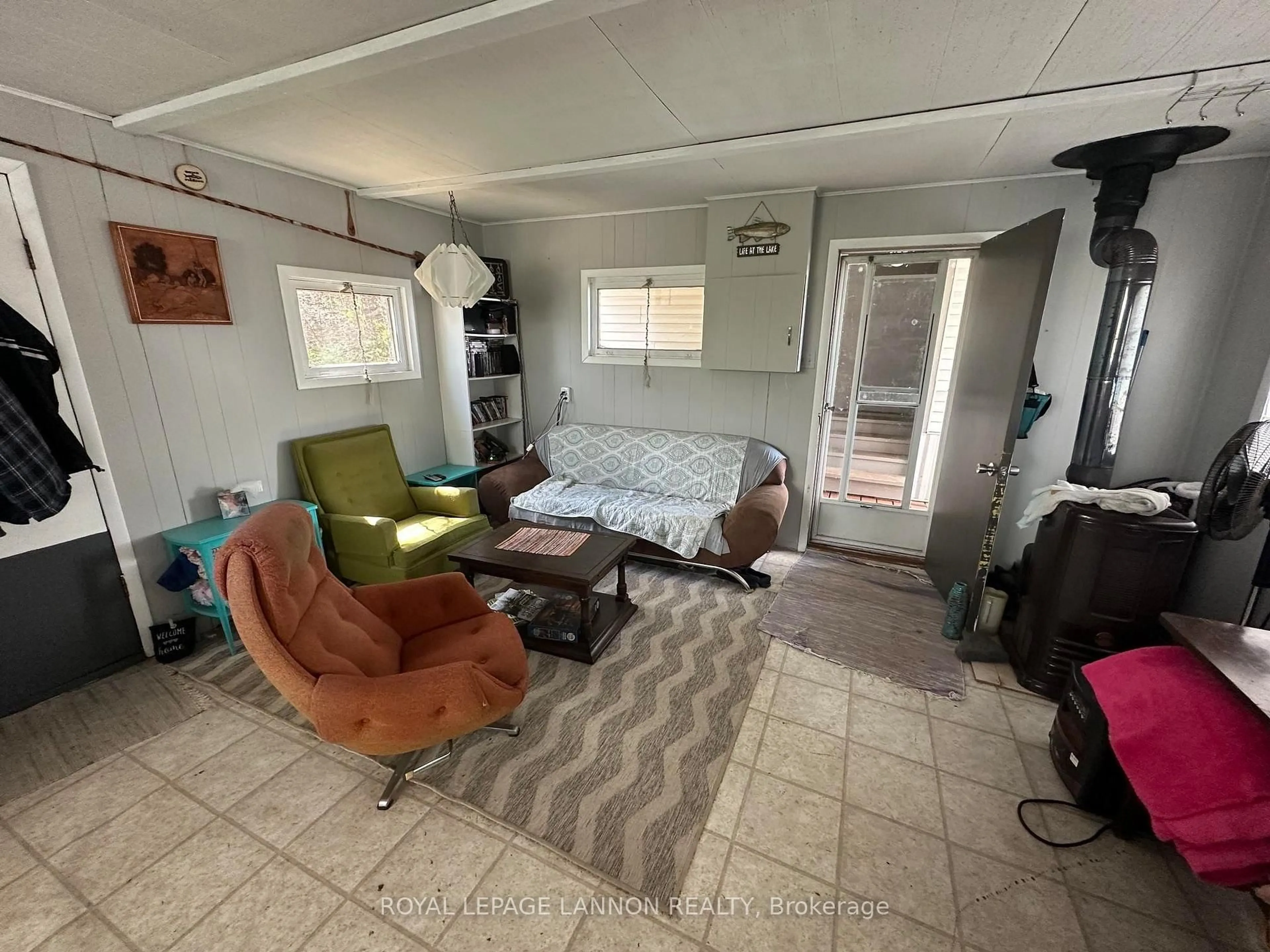 A pic of a room for 430 Castor Island, Thunder Bay Remote Area Ontario P0T 2T0
