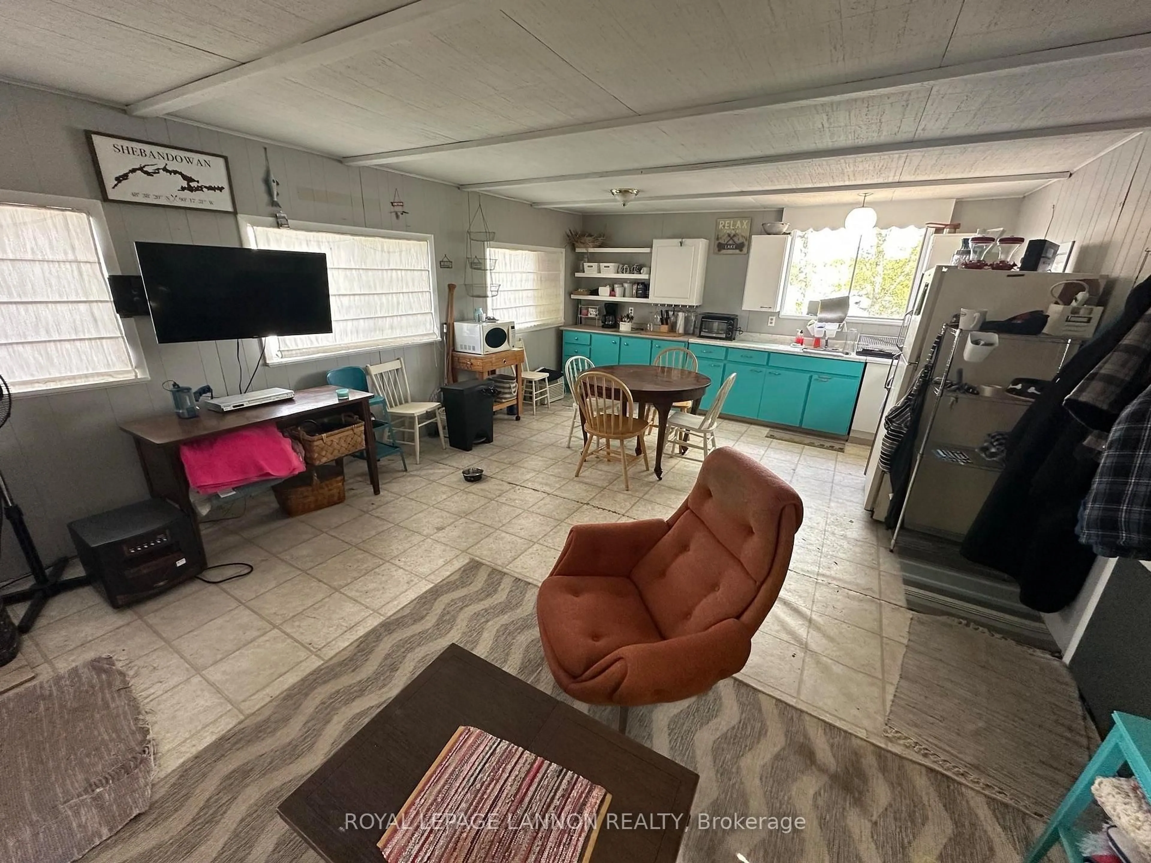 A pic of a room for 430 Castor Island, Thunder Bay Remote Area Ontario P0T 2T0
