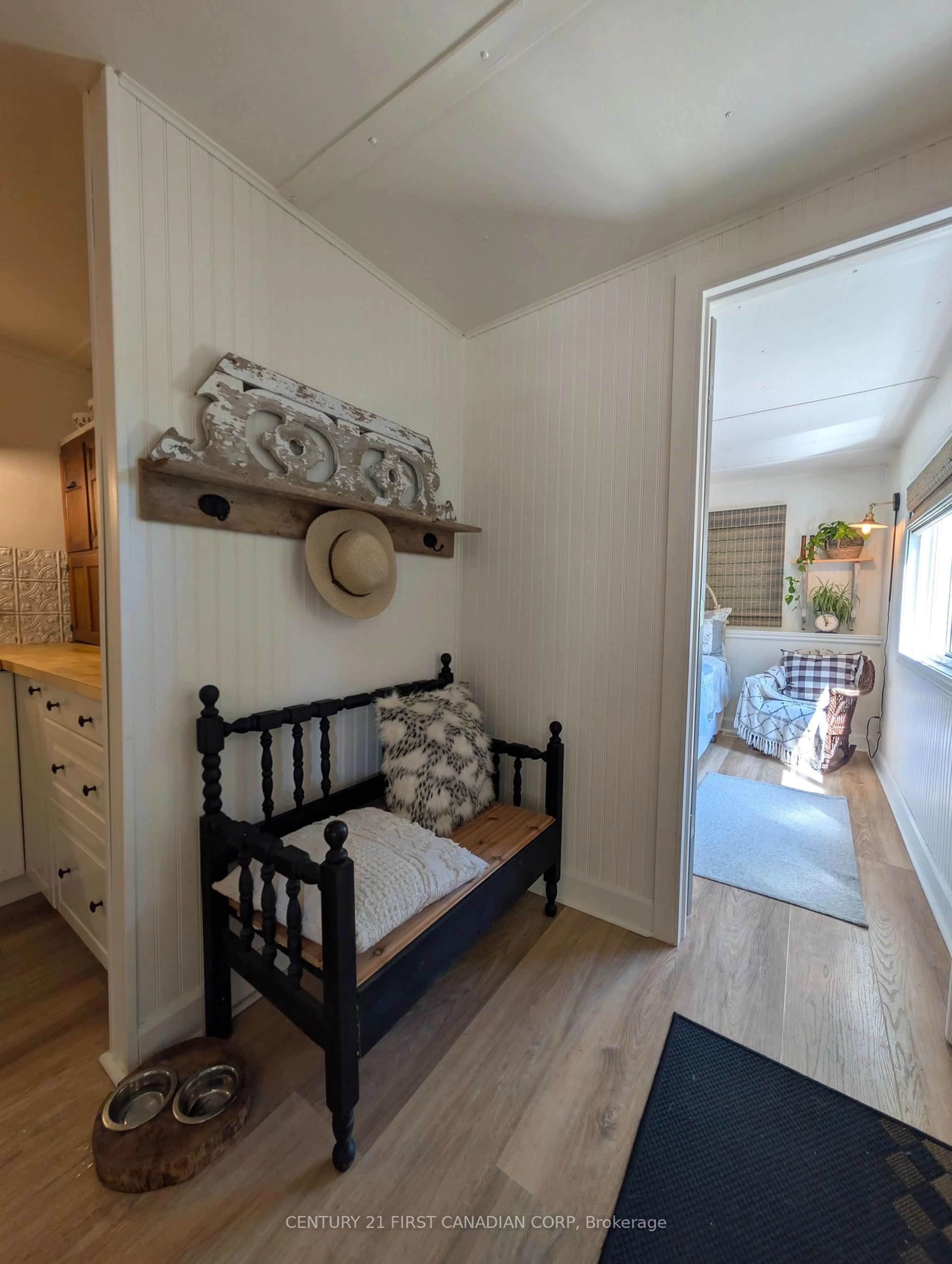 Indoor entryway for 28- 79681 Bluewater Highway, Central Huron Ontario N7A 3X8