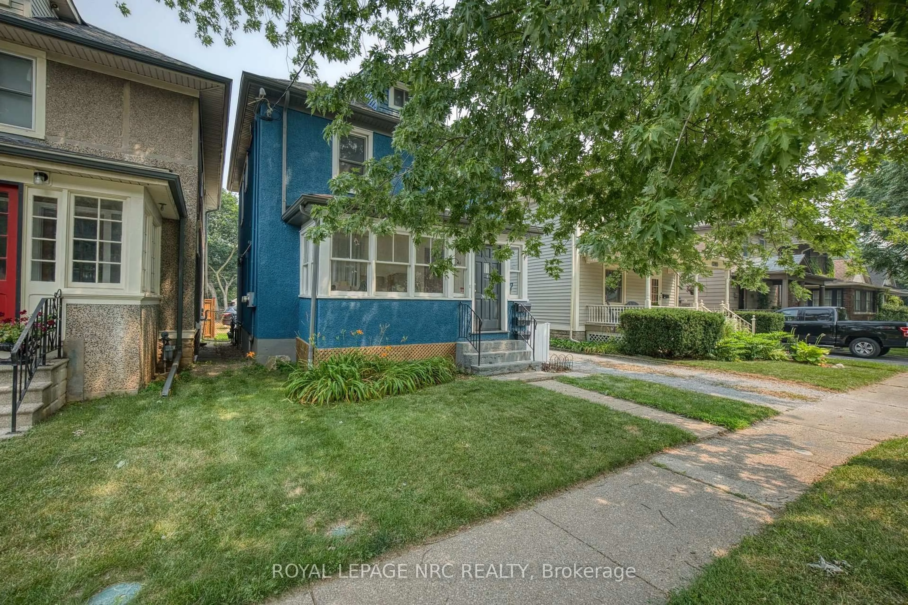 Unknown for 199 Russell Ave, St. Catharines Ontario L2R 1W9