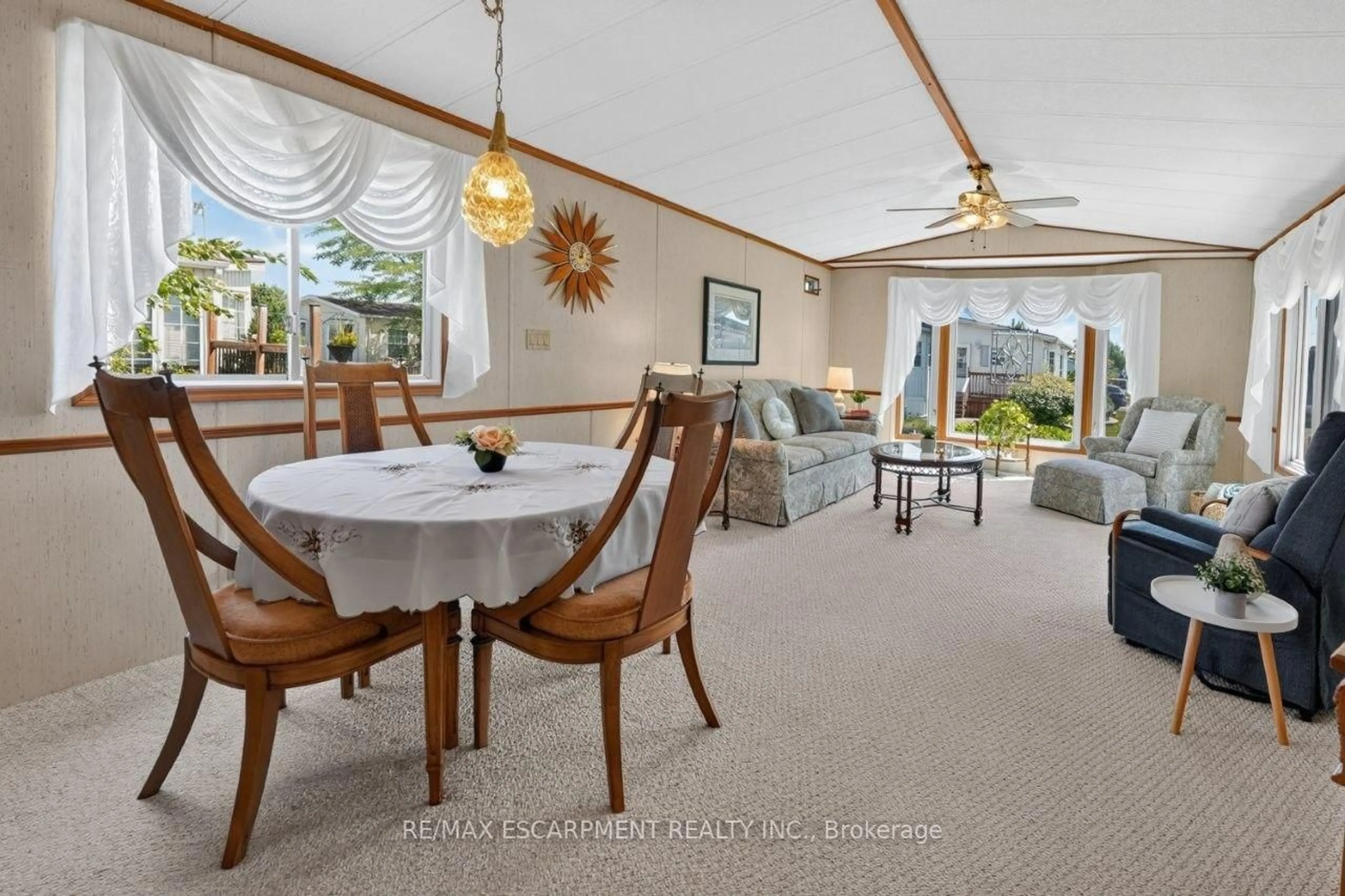 Dining room, unknown for 3033 Townline Rd #178, Fort Erie Ontario L0S 1S1
