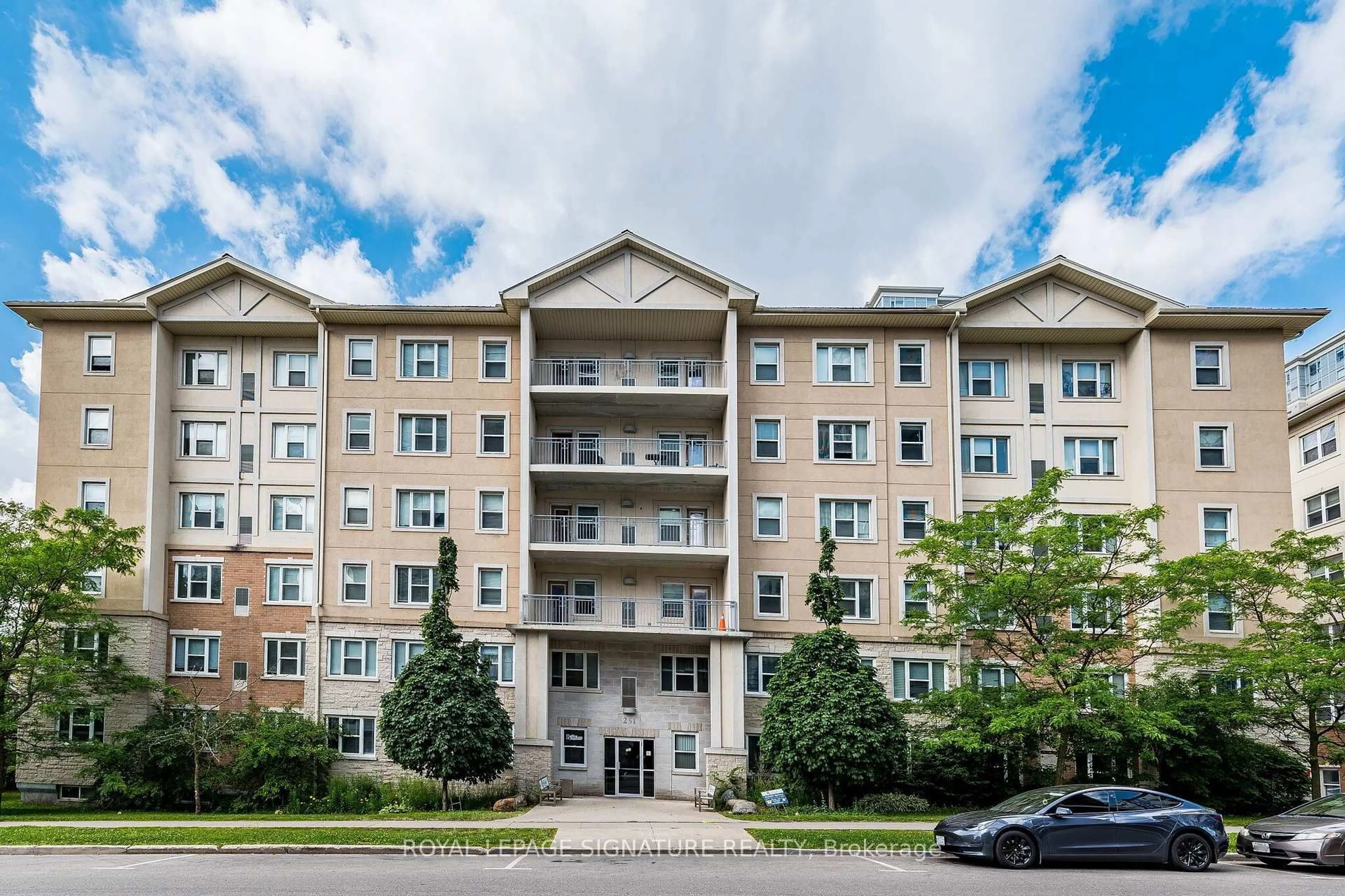 Unknown for 251 Lester St #101, Waterloo Ontario N2L 3W6