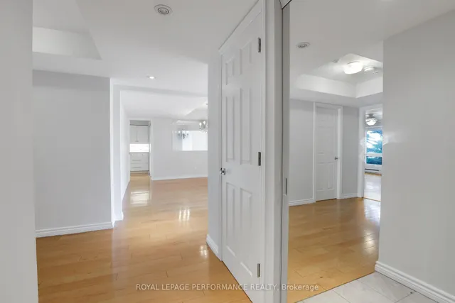 130 Rideau Terr #4, Ottawa 3