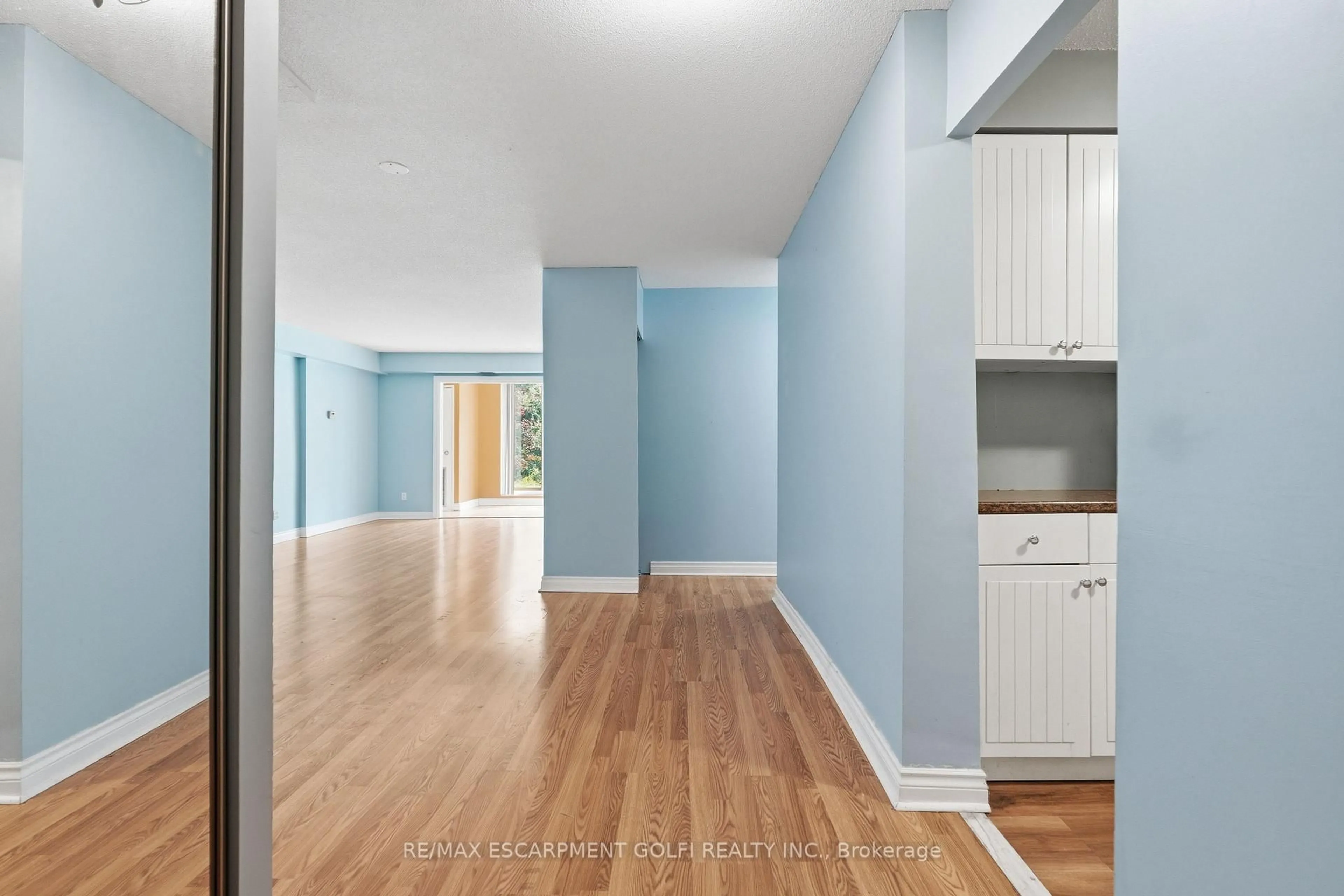 Unknown for 7 Gale Cres #B3, St. Catharines Ontario L2M 7M8
