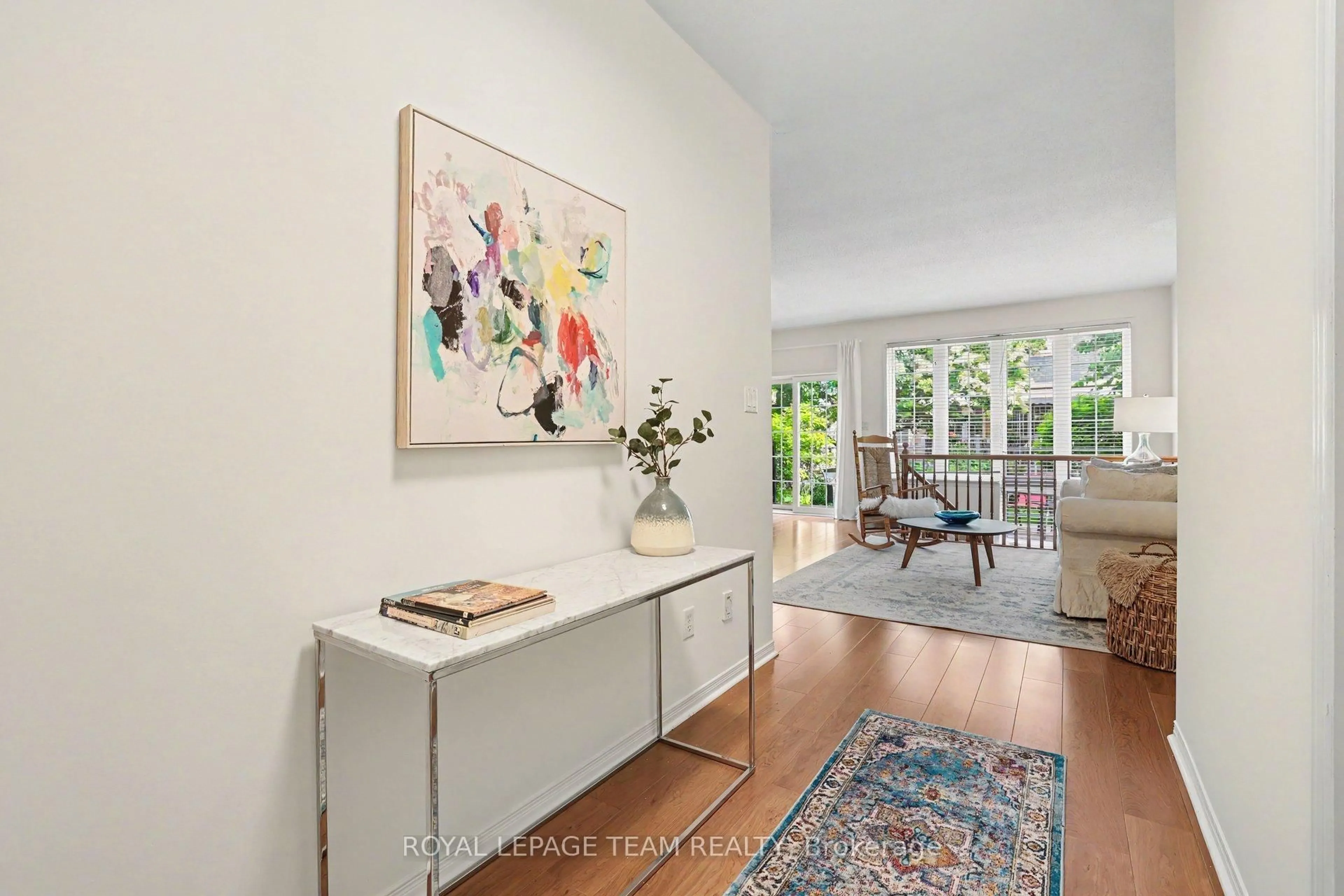 Indoor entryway for 25 Sawchuk Terr, Ottawa Ontario K2K 3H1
