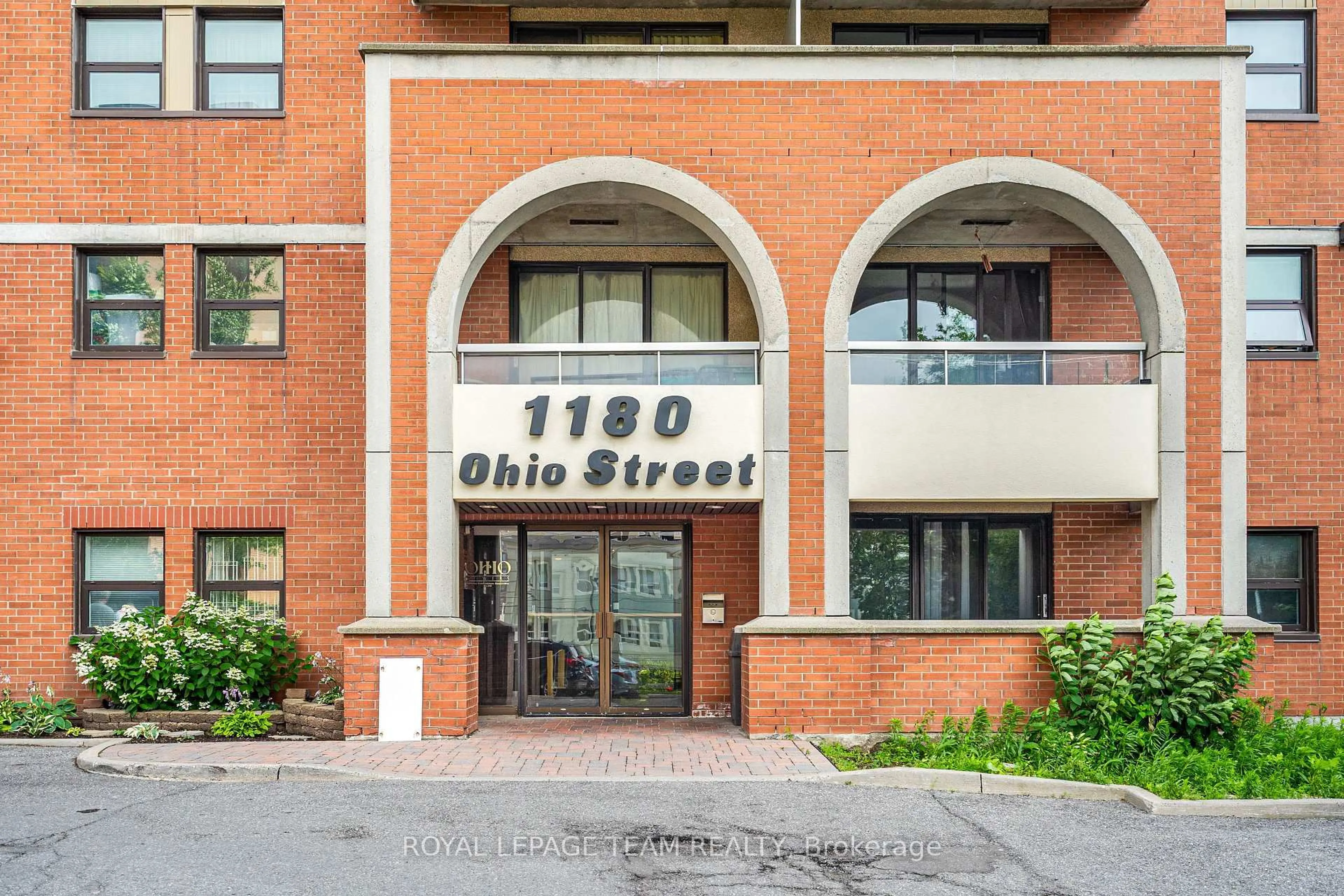 Unknown for 1180 OHIO St #301, Ottawa Ontario K1H 8N5