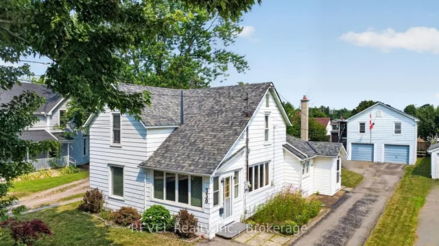 350 Phipps St, Fort Erie 3