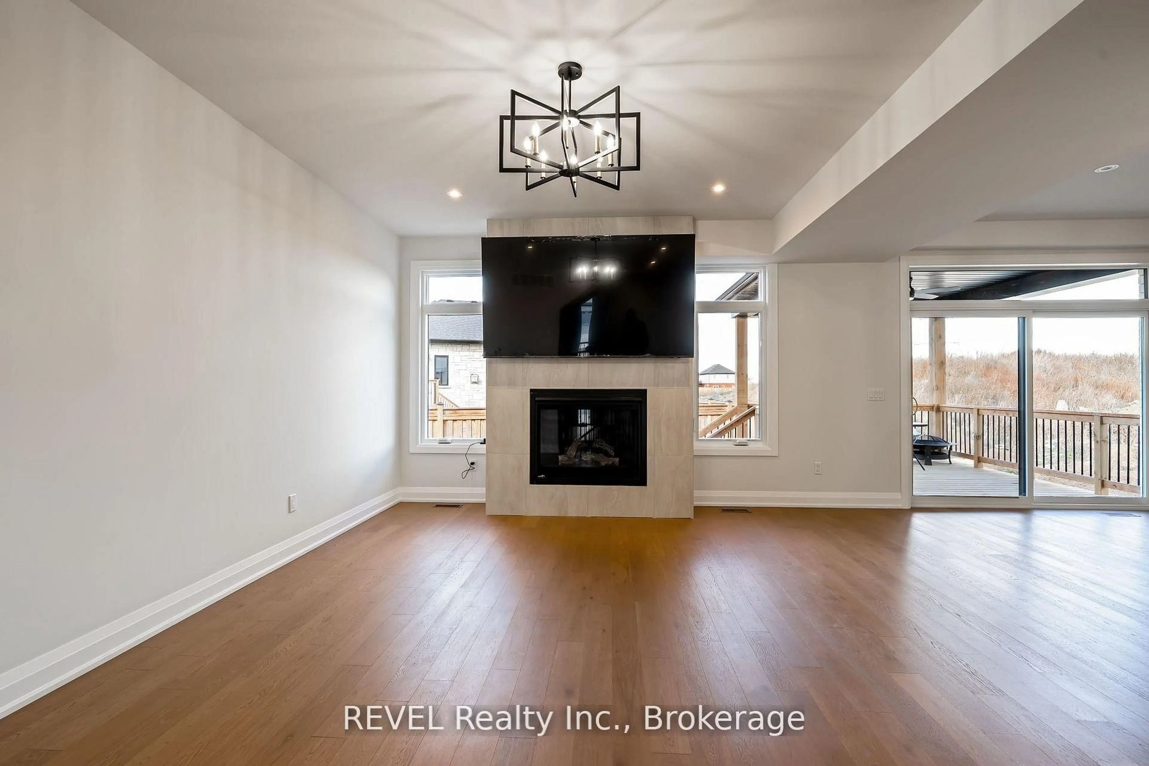 Unknown for 1186 UPPERS Lane, Thorold Ontario L2V 0H1