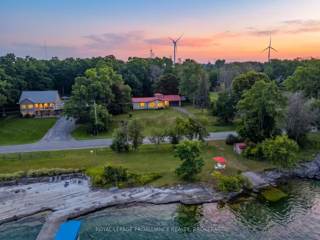 1039 Highway 96, Wolfe Island