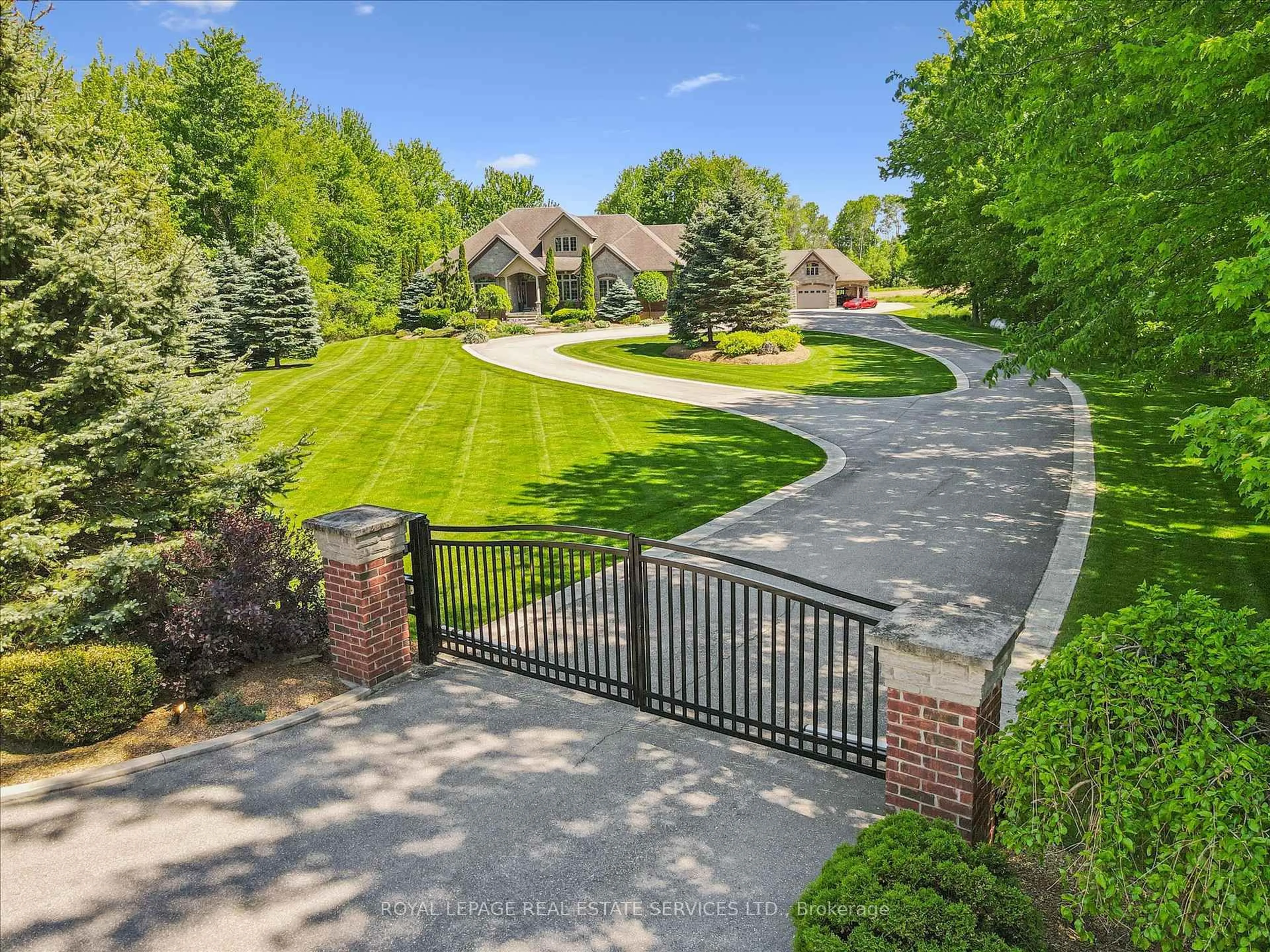 A pic from outside/outdoor area/front of a property/back of a property/a pic from drone, street for 6505 Concession 1 #RR2, Puslinch Ontario N0B 2J0
