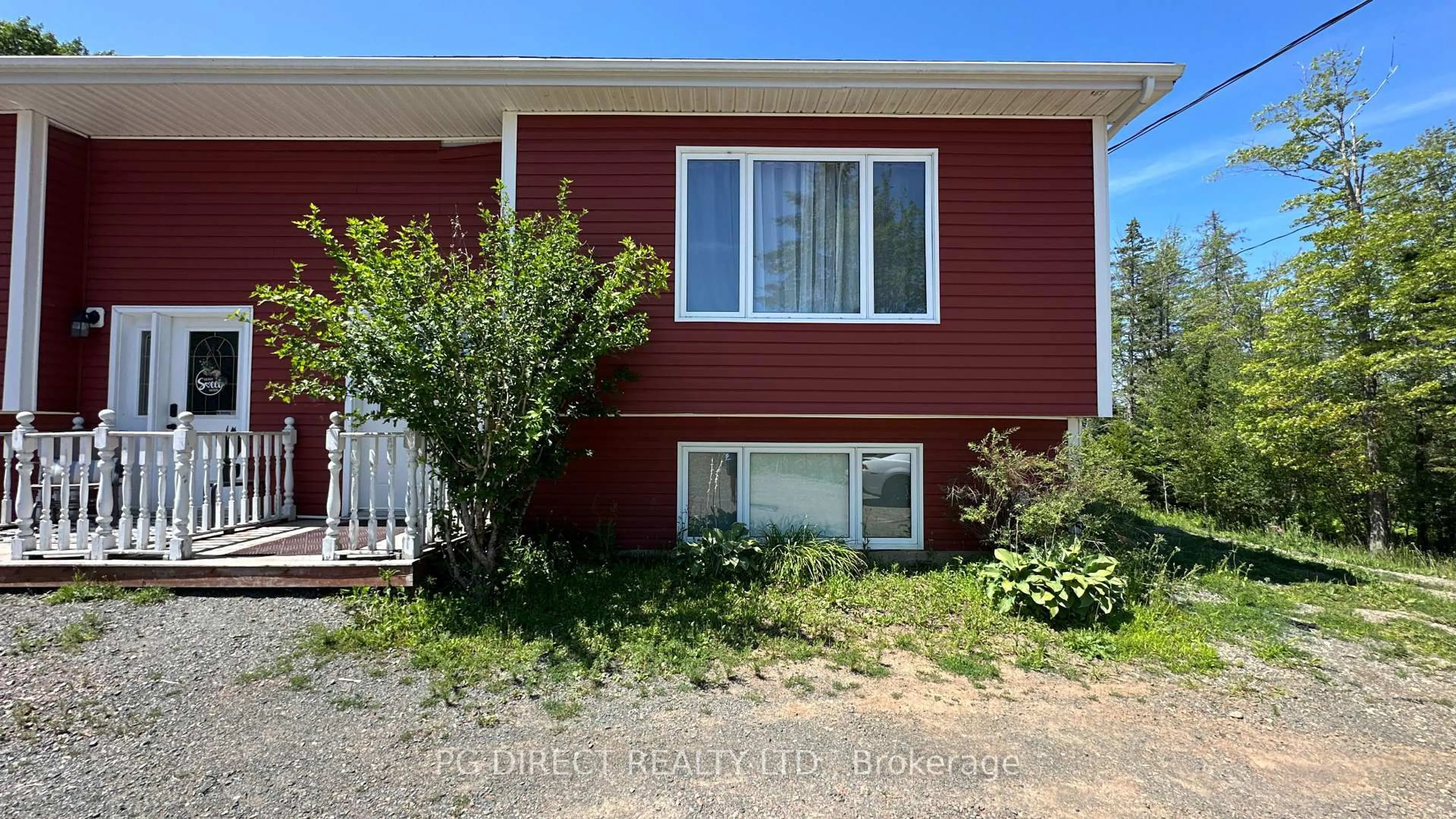 Home with vinyl exterior material, street for 233 Fruitland Rd, Hamilton Ontario L8E 5J8