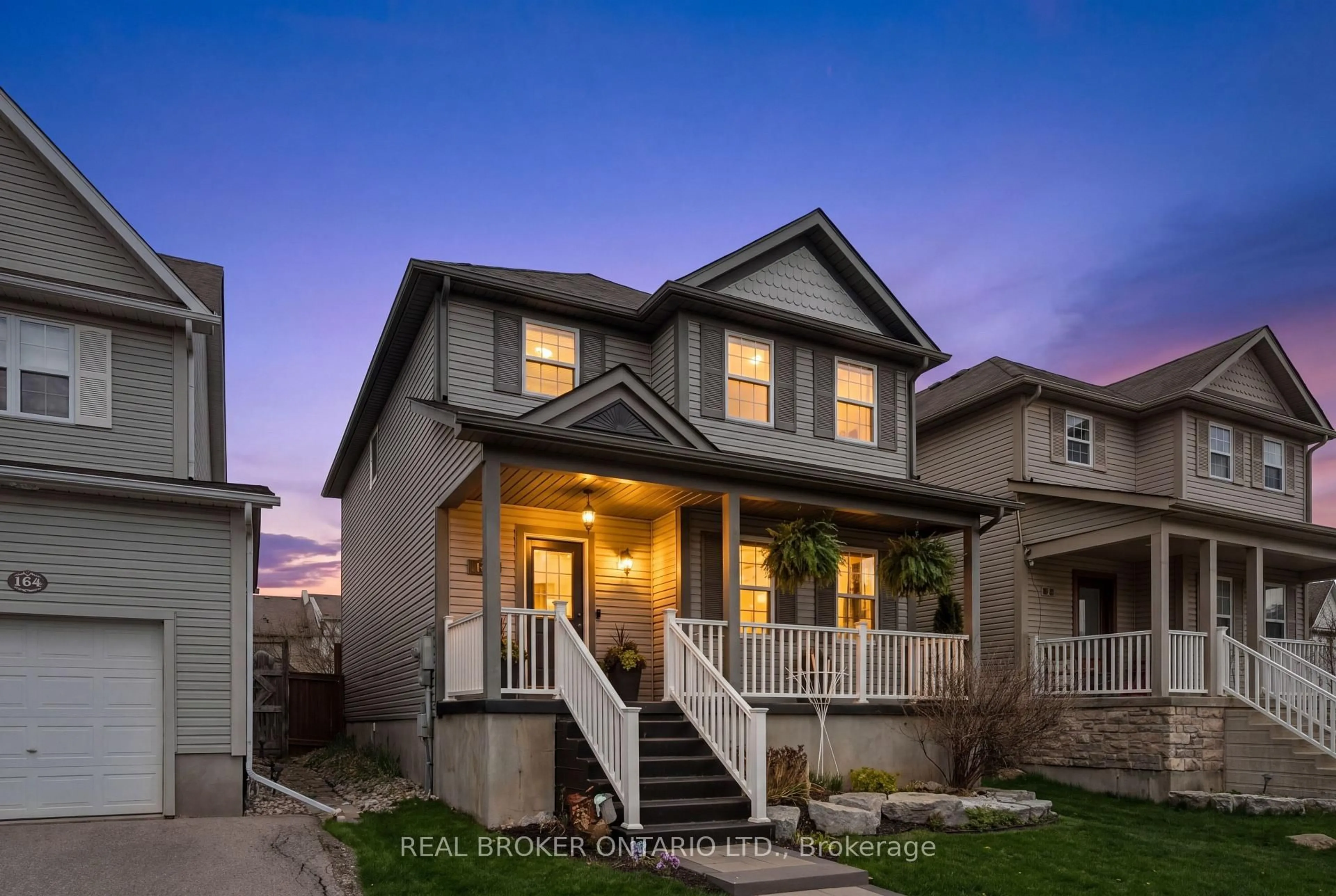 Home with vinyl exterior material, street for 168 Hampson Cres, Guelph/Eramosa Ontario N0B 2K0