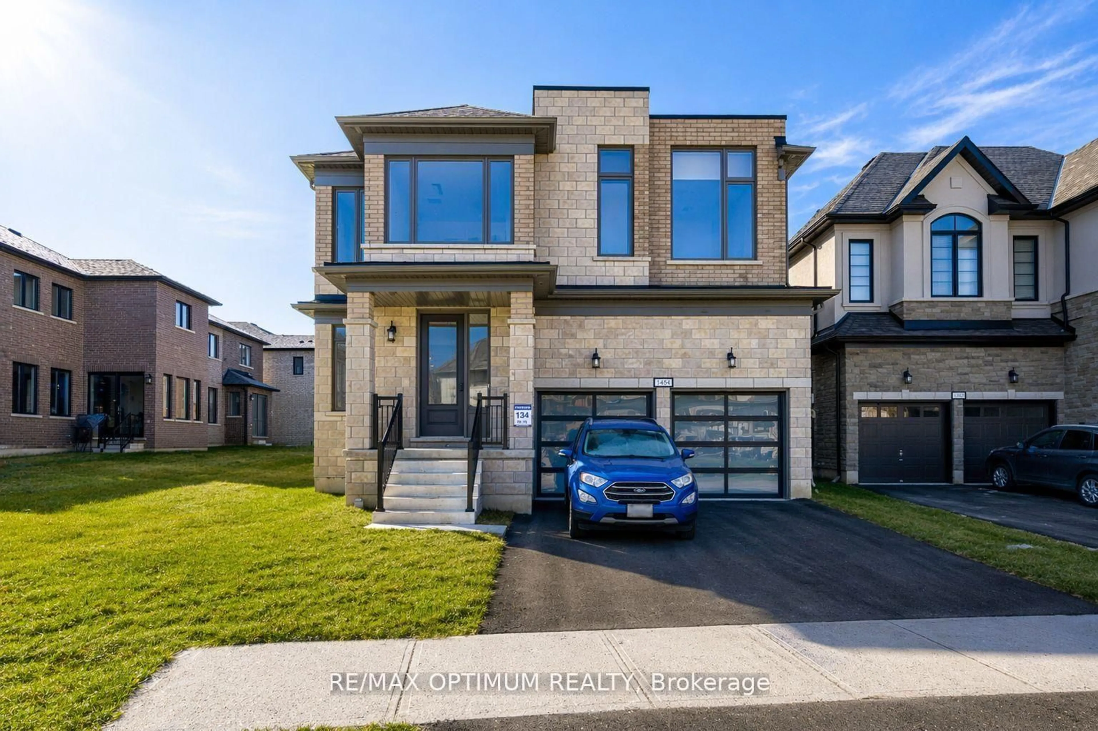 Home with brick exterior material, street for 1454 Upper Thames Dr, Woodstock Ontario N4T 0P9
