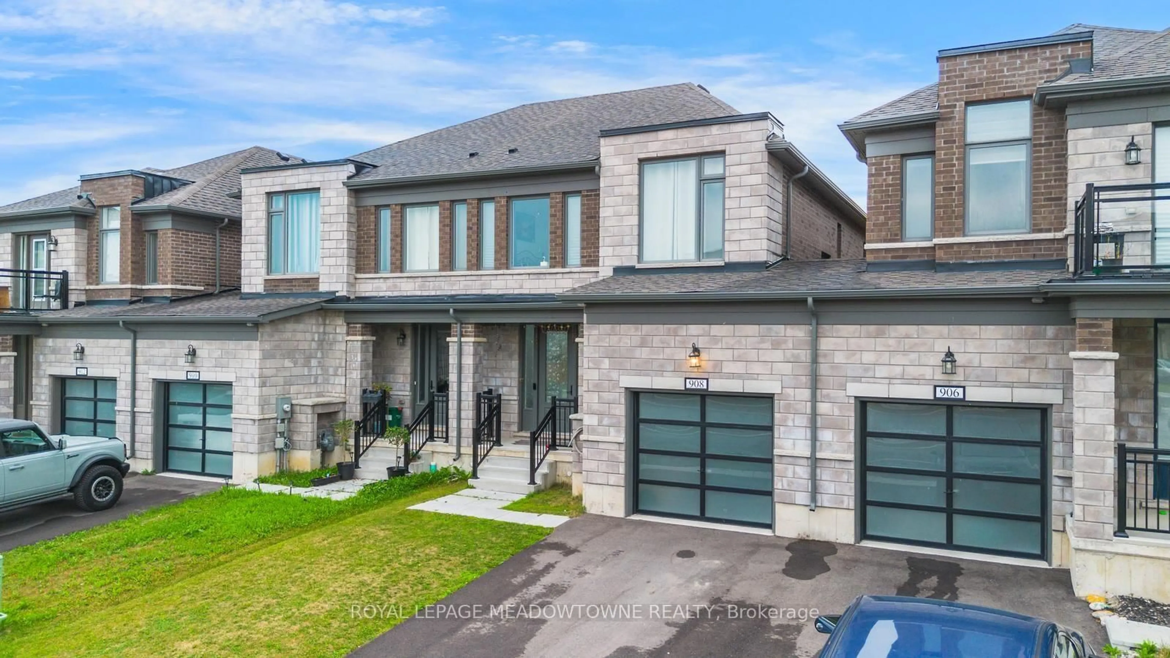 Home with brick exterior material, street for 908 Sobeski Ave, Woodstock Ontario N4T 0N7