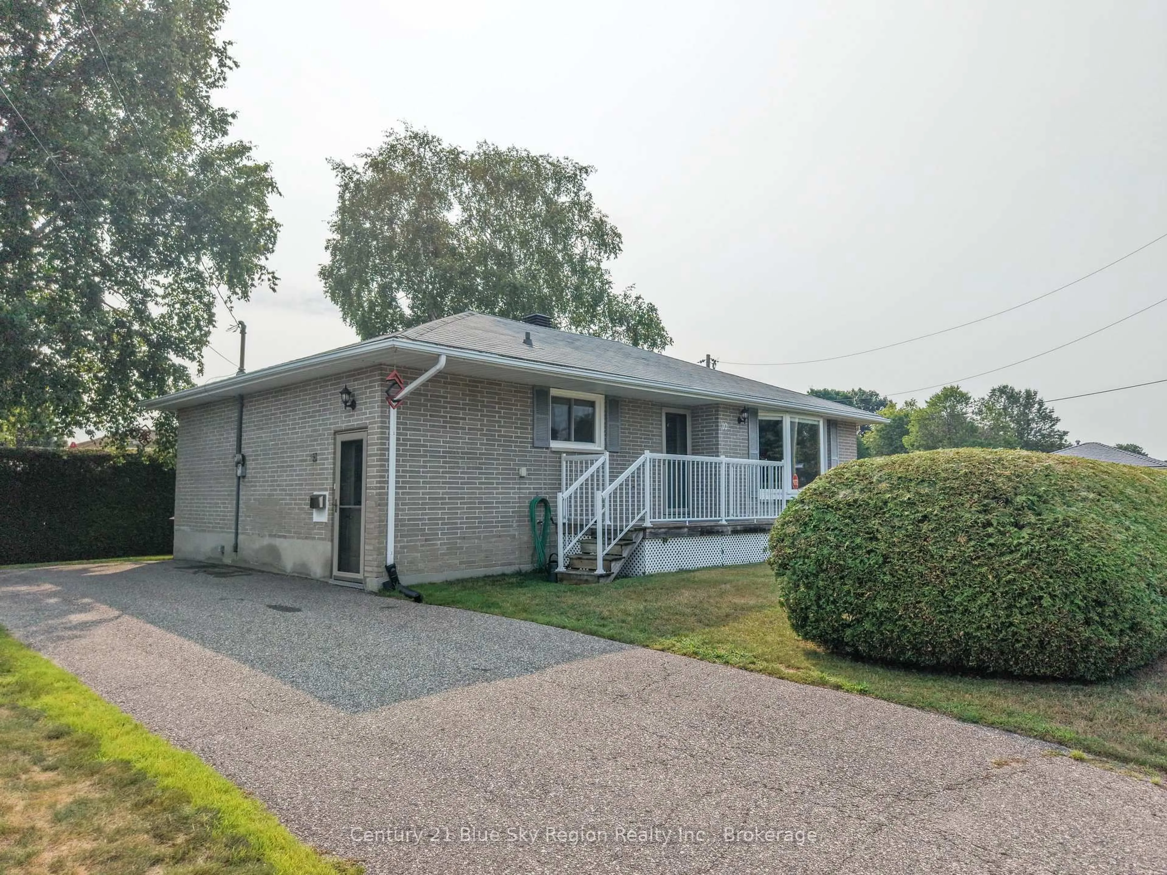 Unknown for 10 Strathcona Dr, North Bay Ontario P1A 2M7