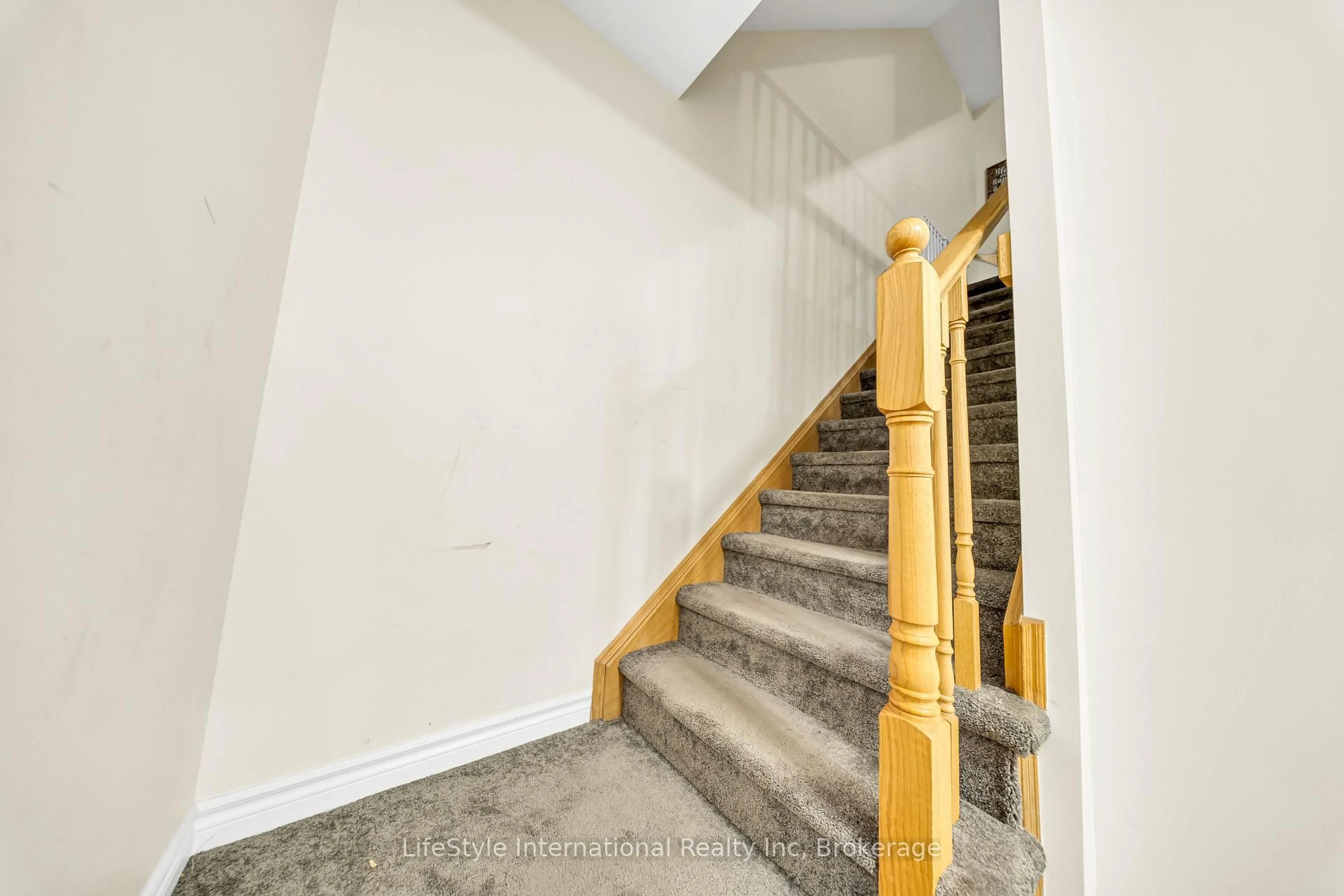 Stairs for 88 Decorso Dr #87, Guelph Ontario N1L 0A9