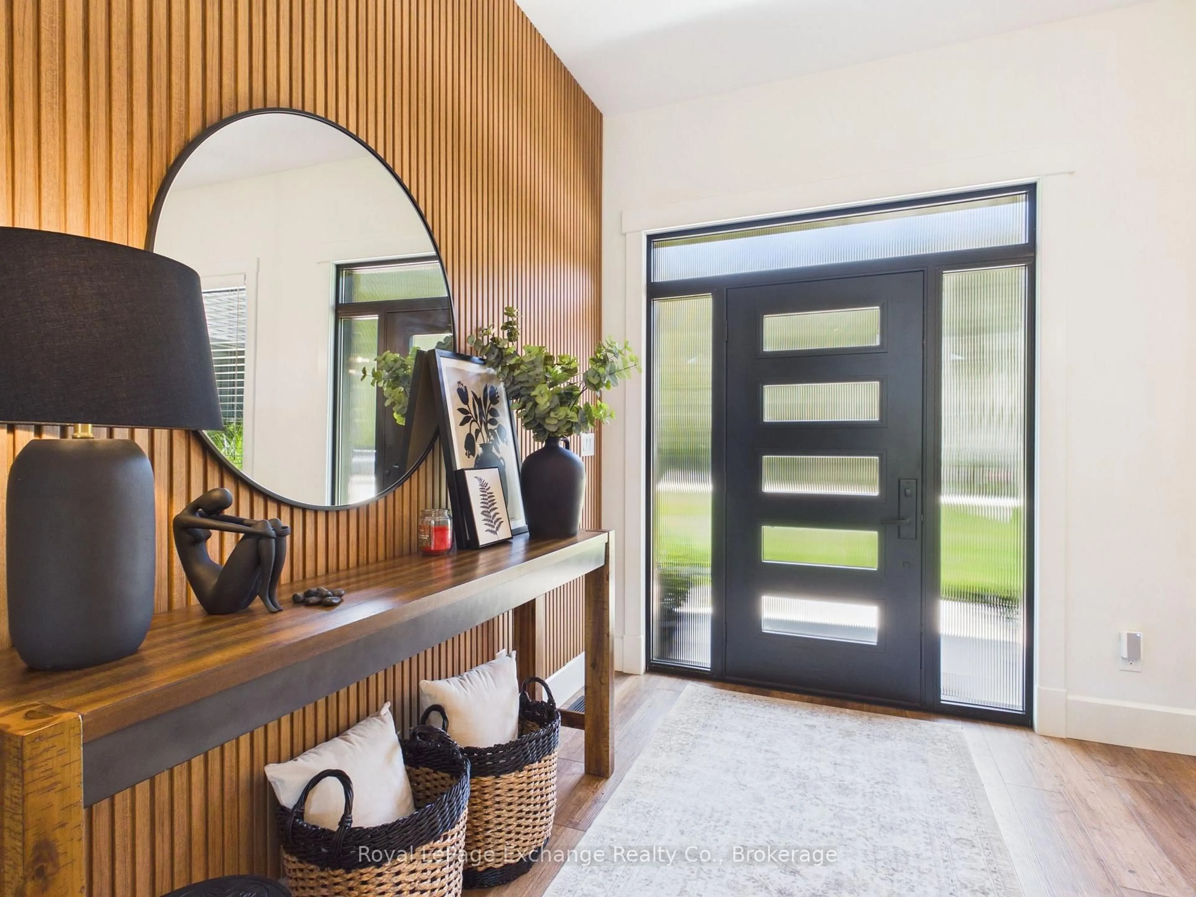 Indoor entryway for 13 Robbie Lane, Kincardine Ontario N0G 2T0