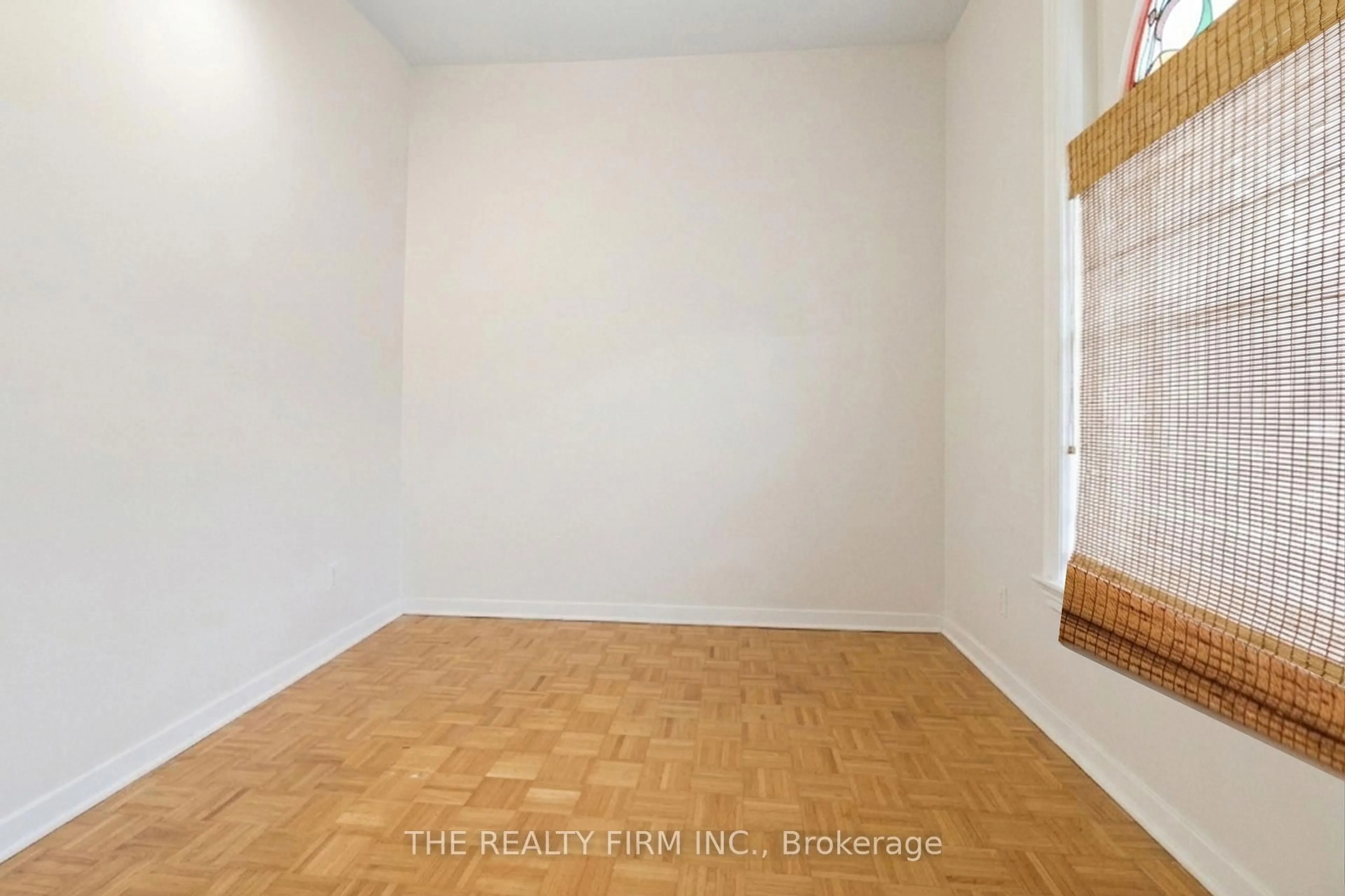 A pic of a room for 631 Elias St, London East Ontario N5W 3N5