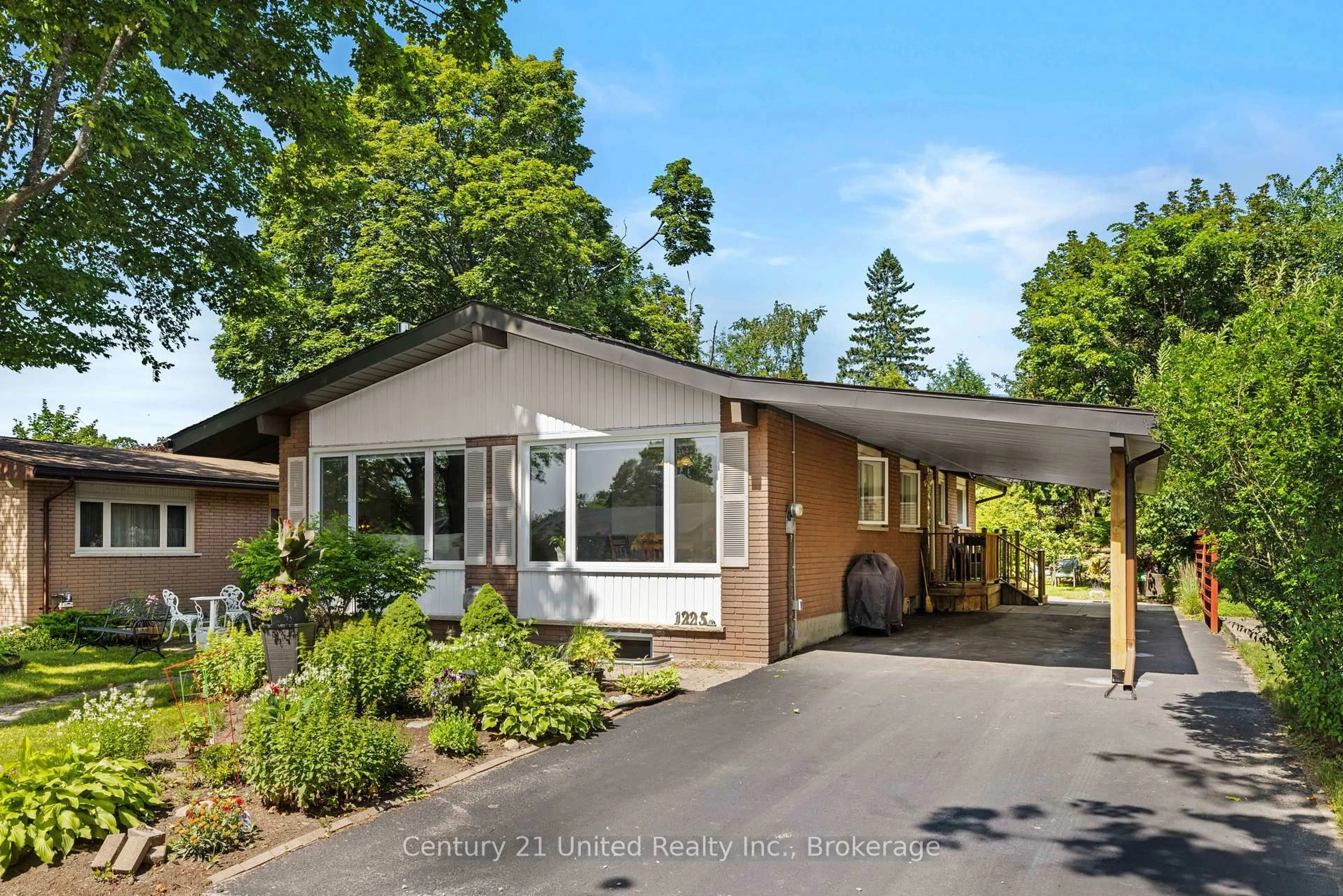 Unknown for 1225 Milburn St, Peterborough Ontario K9H 6P3