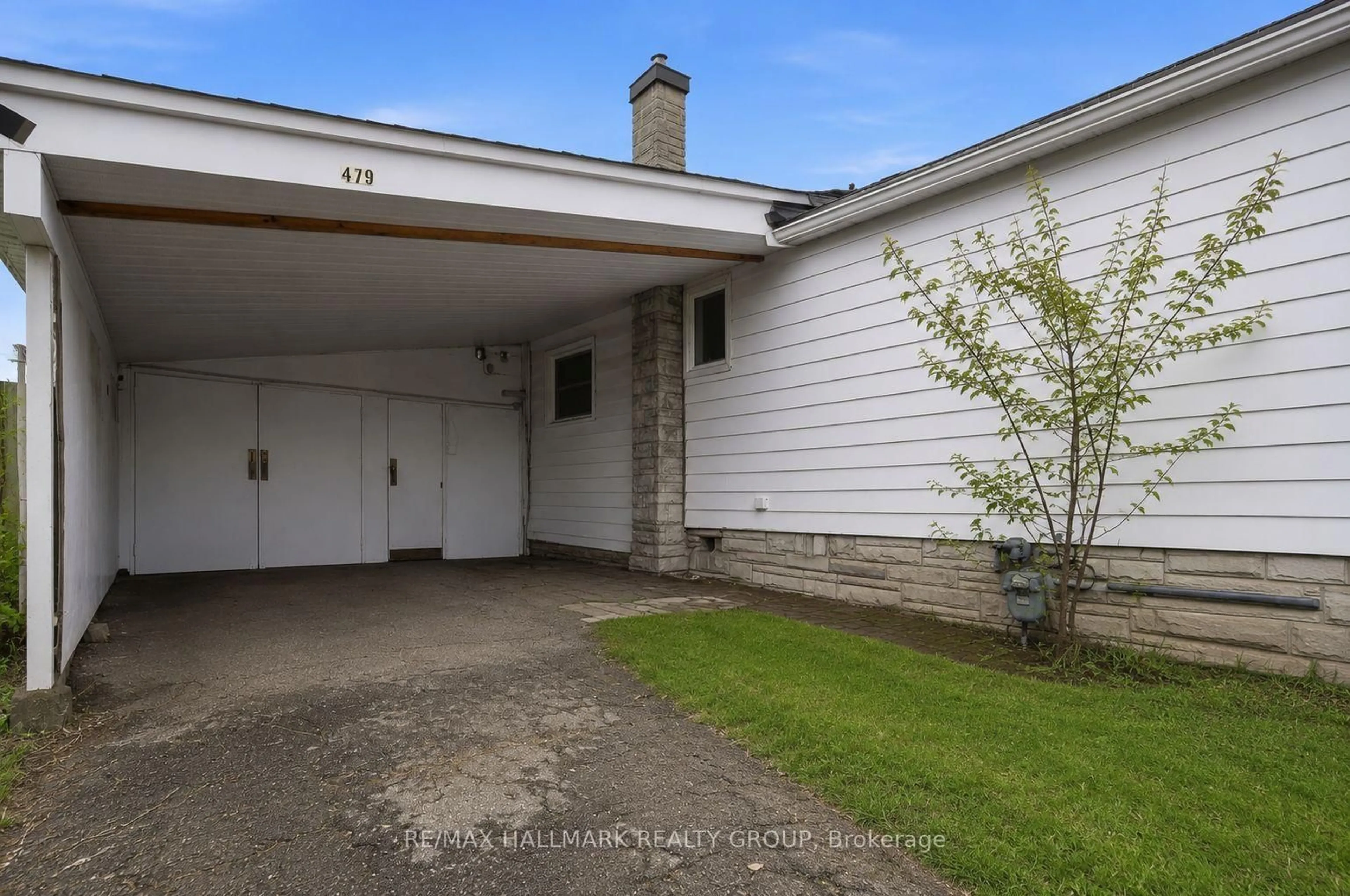 Unknown for 479 Newman Ave, Ottawa Ontario K1K 1N8