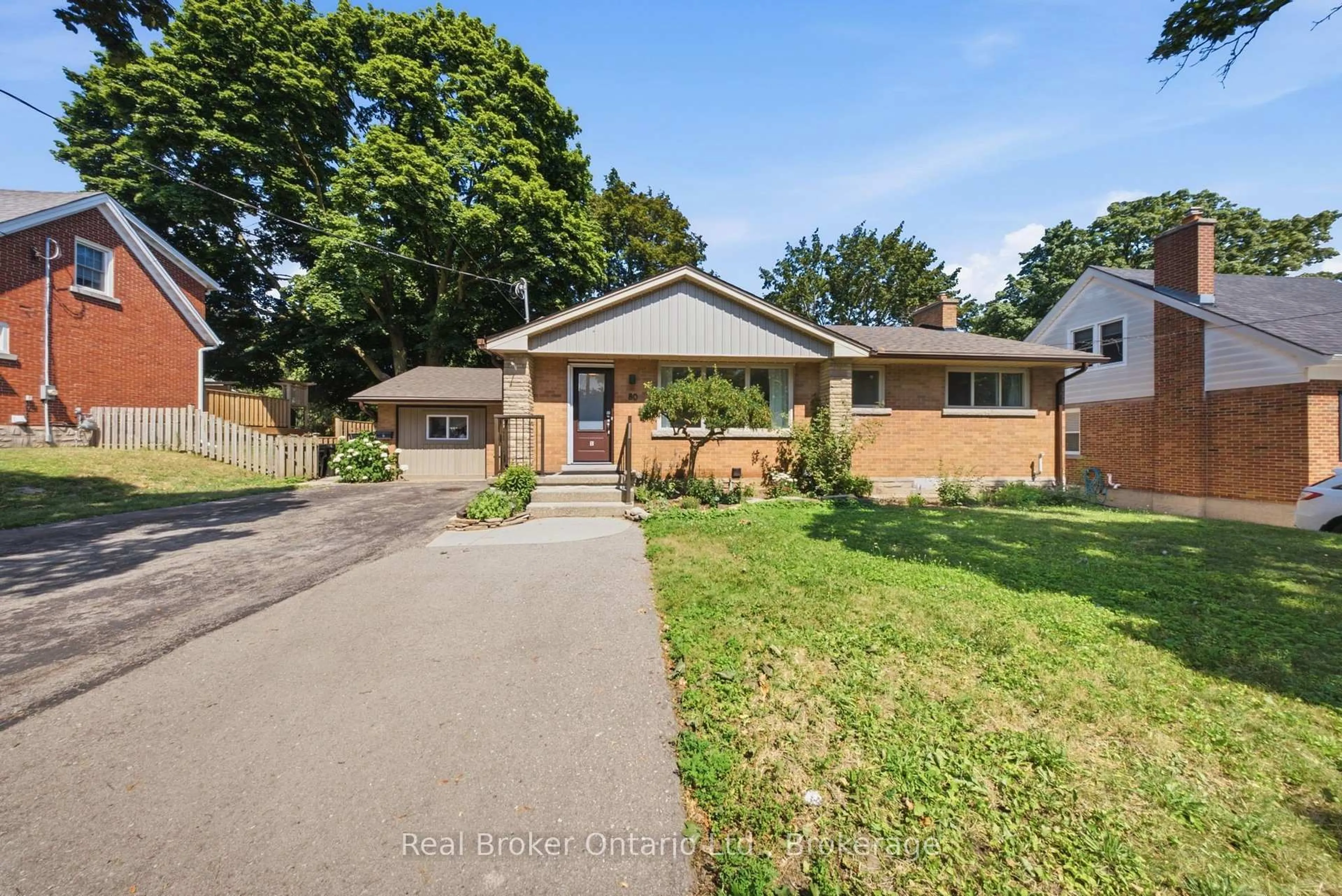 Home with brick exterior material, street for 80 Jackson Ave, Kitchener Ontario N2H 3P1