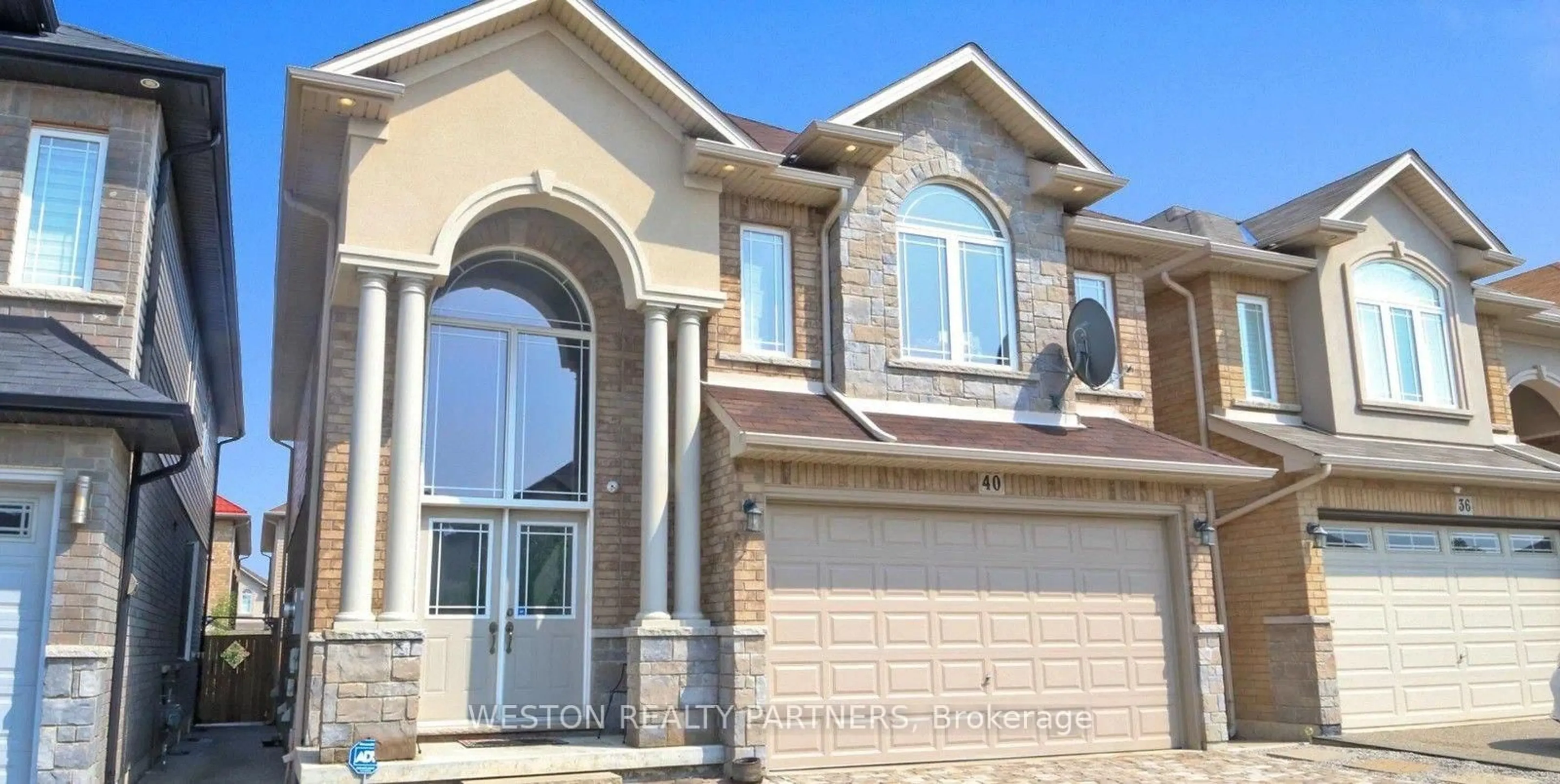 Home with brick exterior material, street for 40 Pinemeadow Dr, Hamilton Ontario L9A 0B6