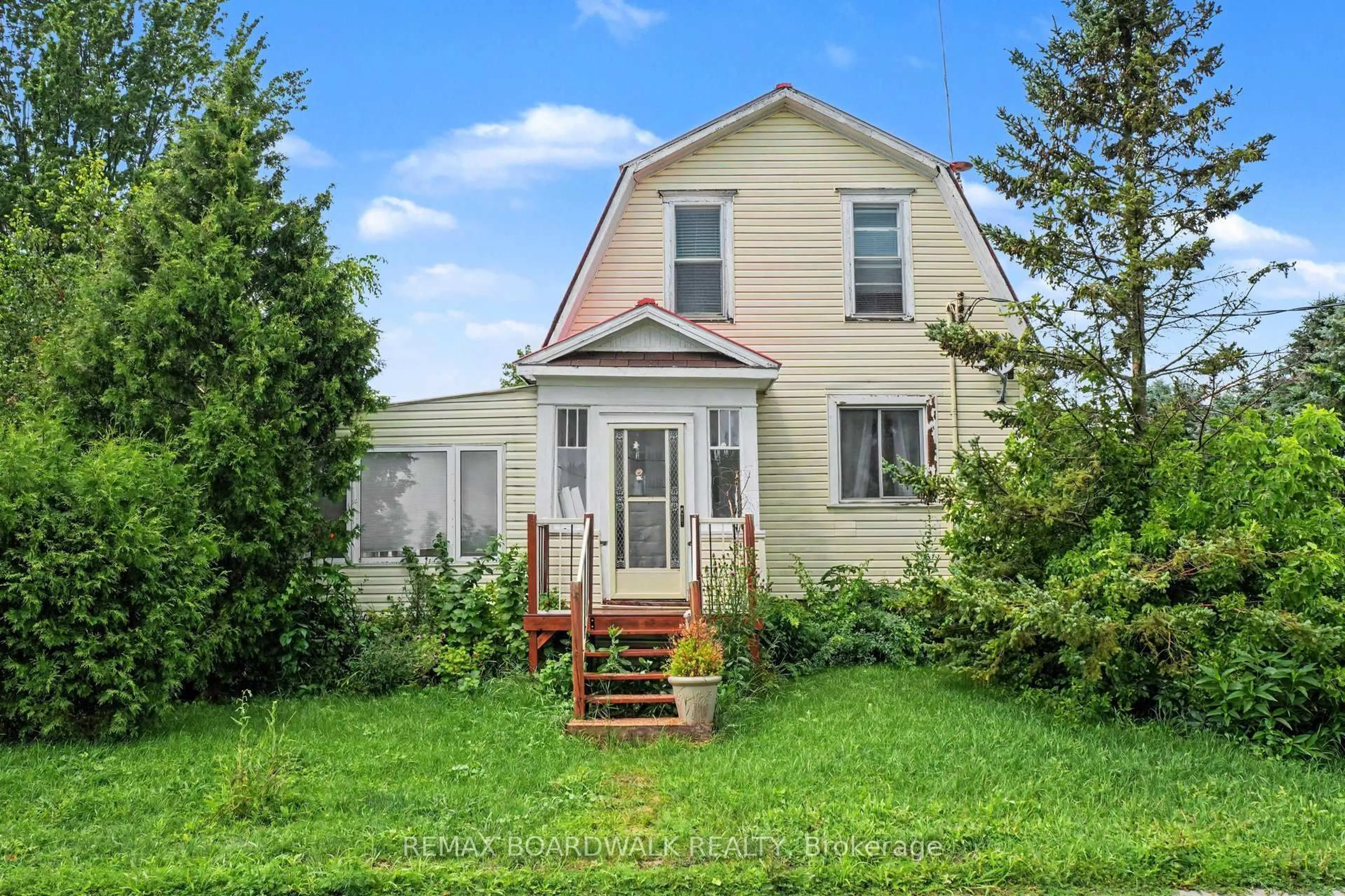 Unknown for 11049 Gilmour Rd, South Dundas Ontario K0E 1C0