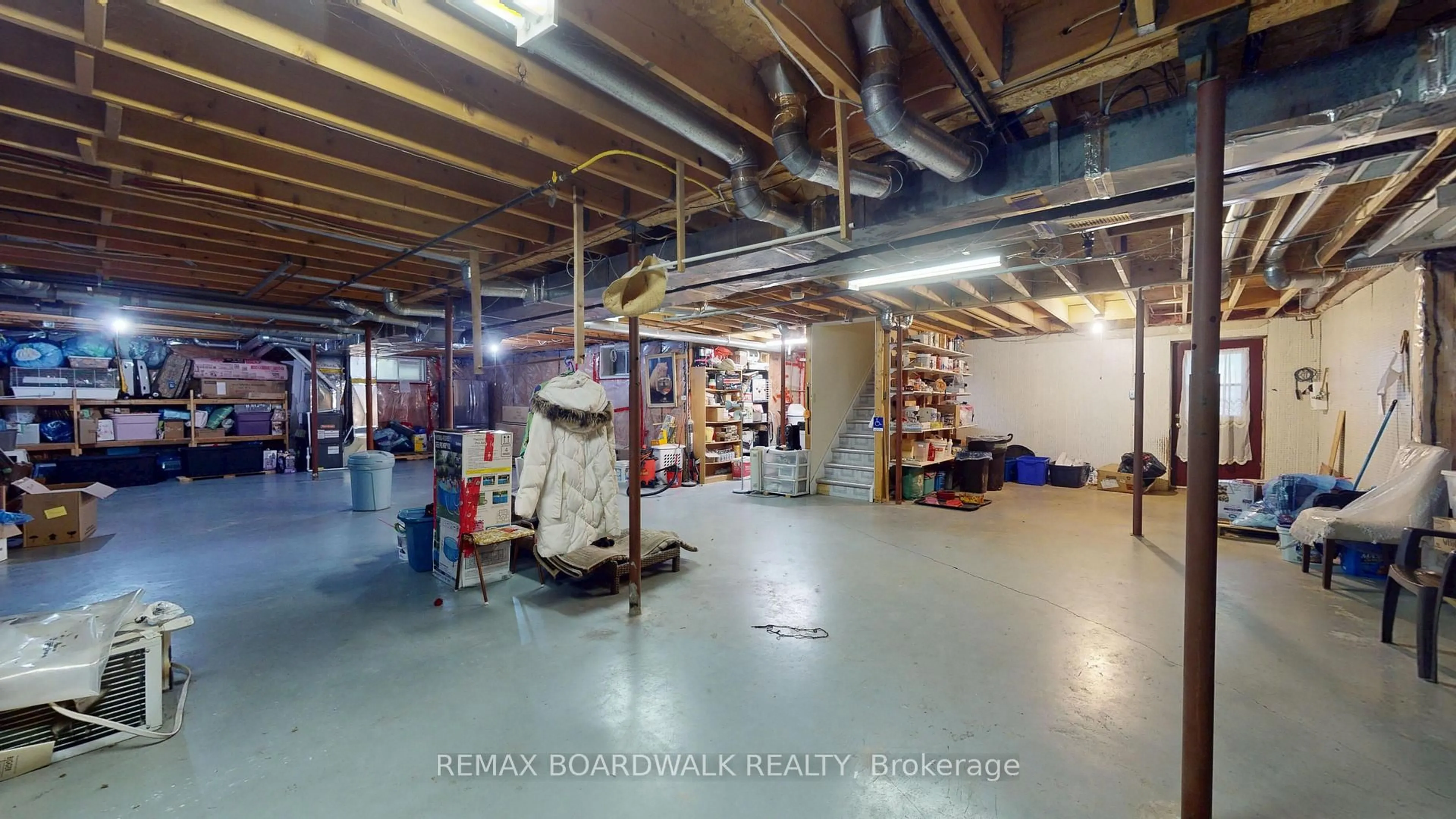 Indoor garage for 3486 County 26 Rd, Augusta Ontario K0E 1T0