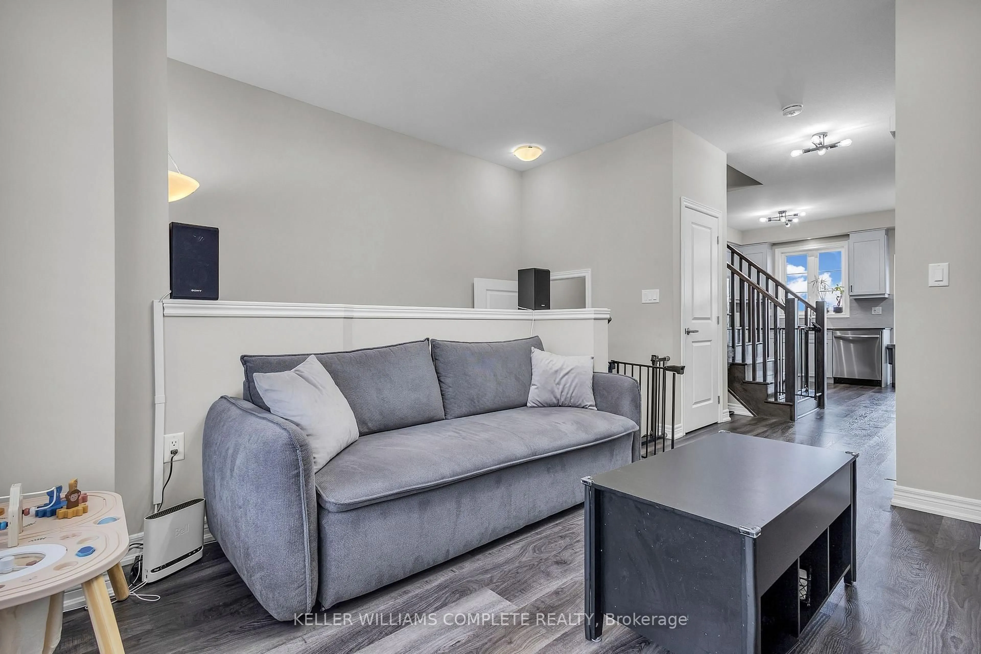 Living room with furniture, unknown for 575 Woodward Ave #116, Hamilton Ontario L8H 0B3