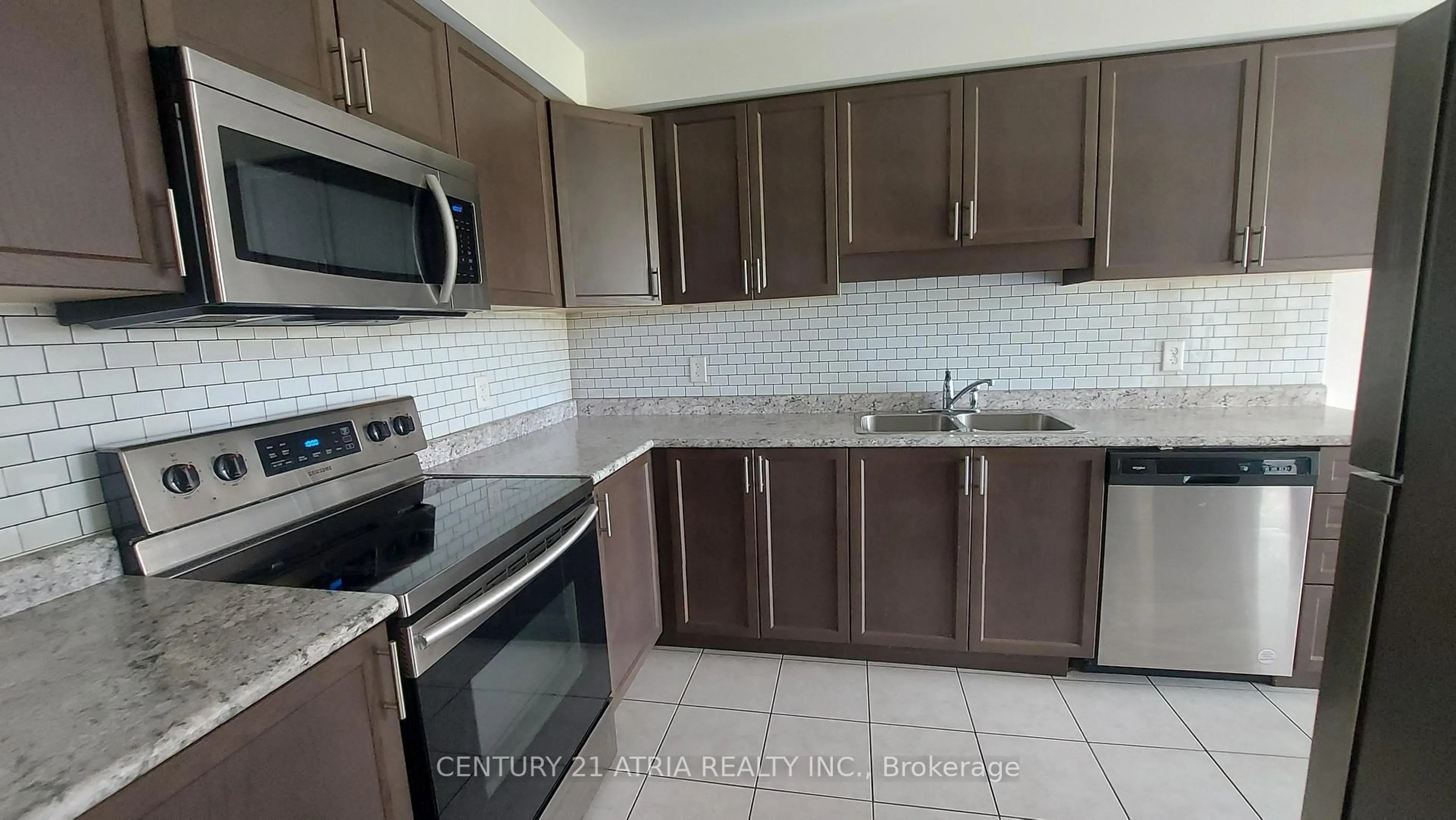 Standard kitchen, ceramic/tile floor for 422 Krotz St, North Perth Ontario N4W 0J4