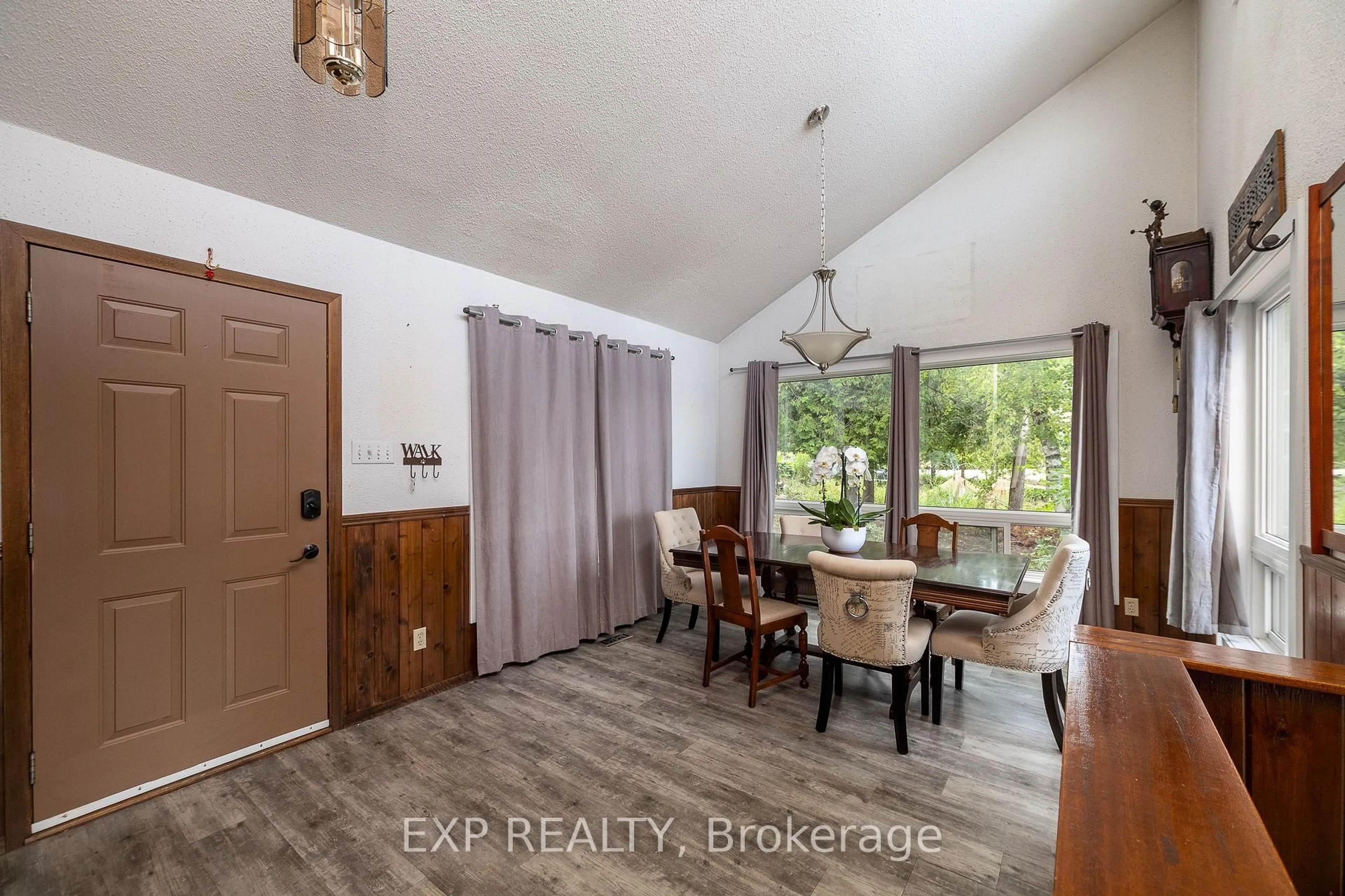 Dining room, unknown for 121 Ivy Dr, Georgian Bluffs Ontario N0H 2T0