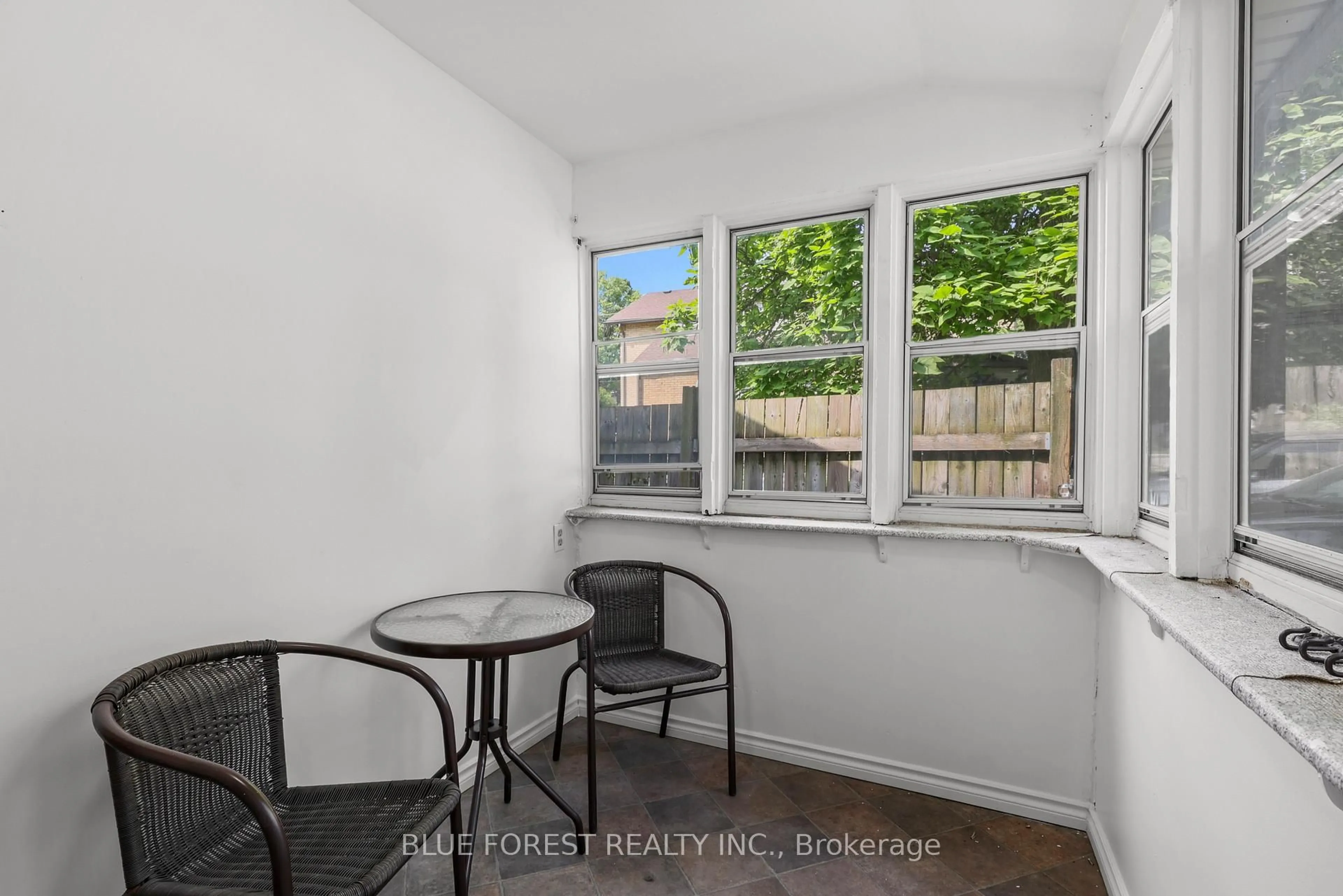 A pic of a room for 508 Hatch St, Woodstock Ontario N4S 1N5