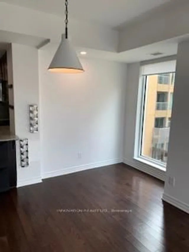 250 Lett St #301, Ottawa 5