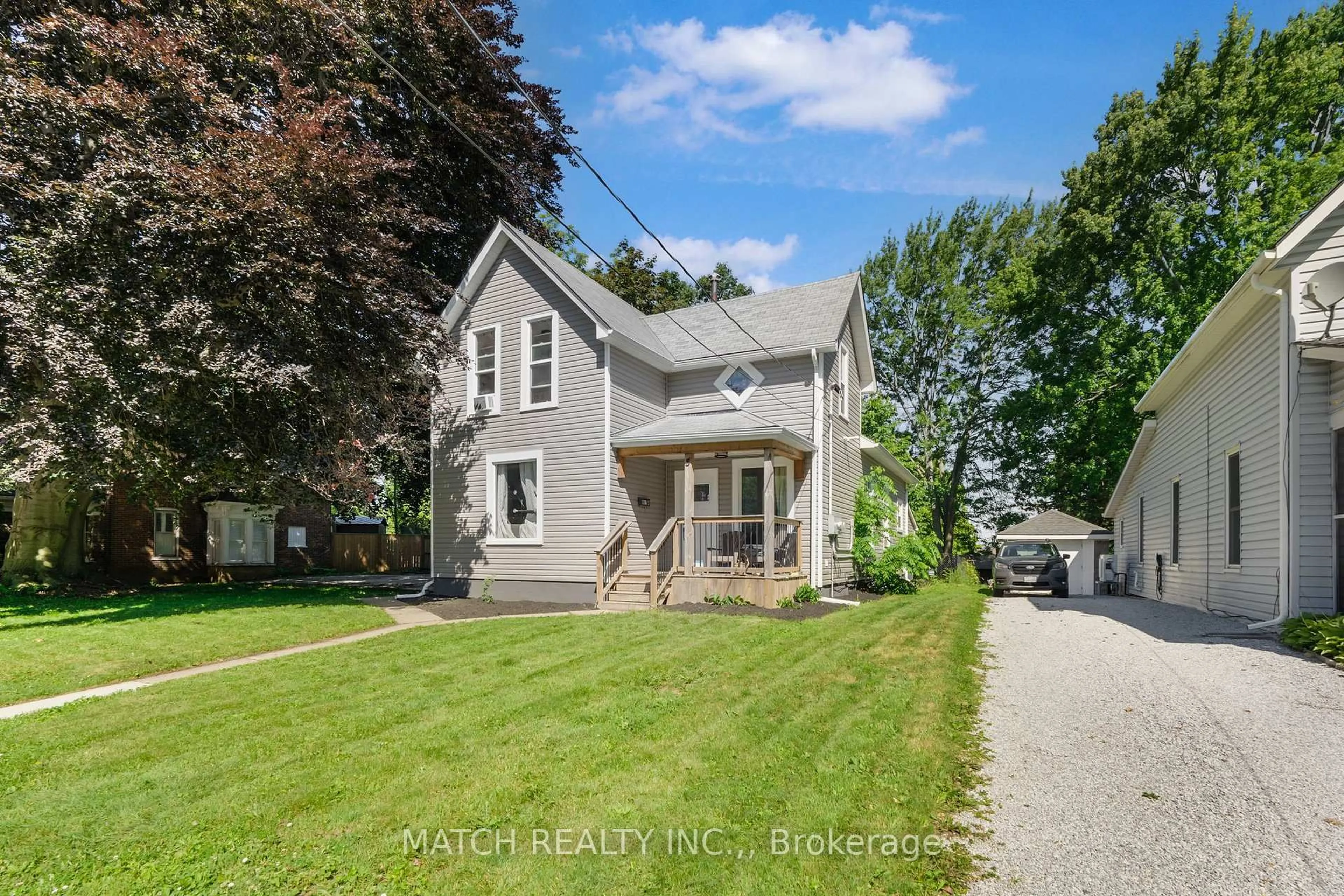 A pic from outside/outdoor area/front of a property/back of a property/a pic from drone, street for 5 Tiffany St, Chatham-Kent Ontario N0P 2C0
