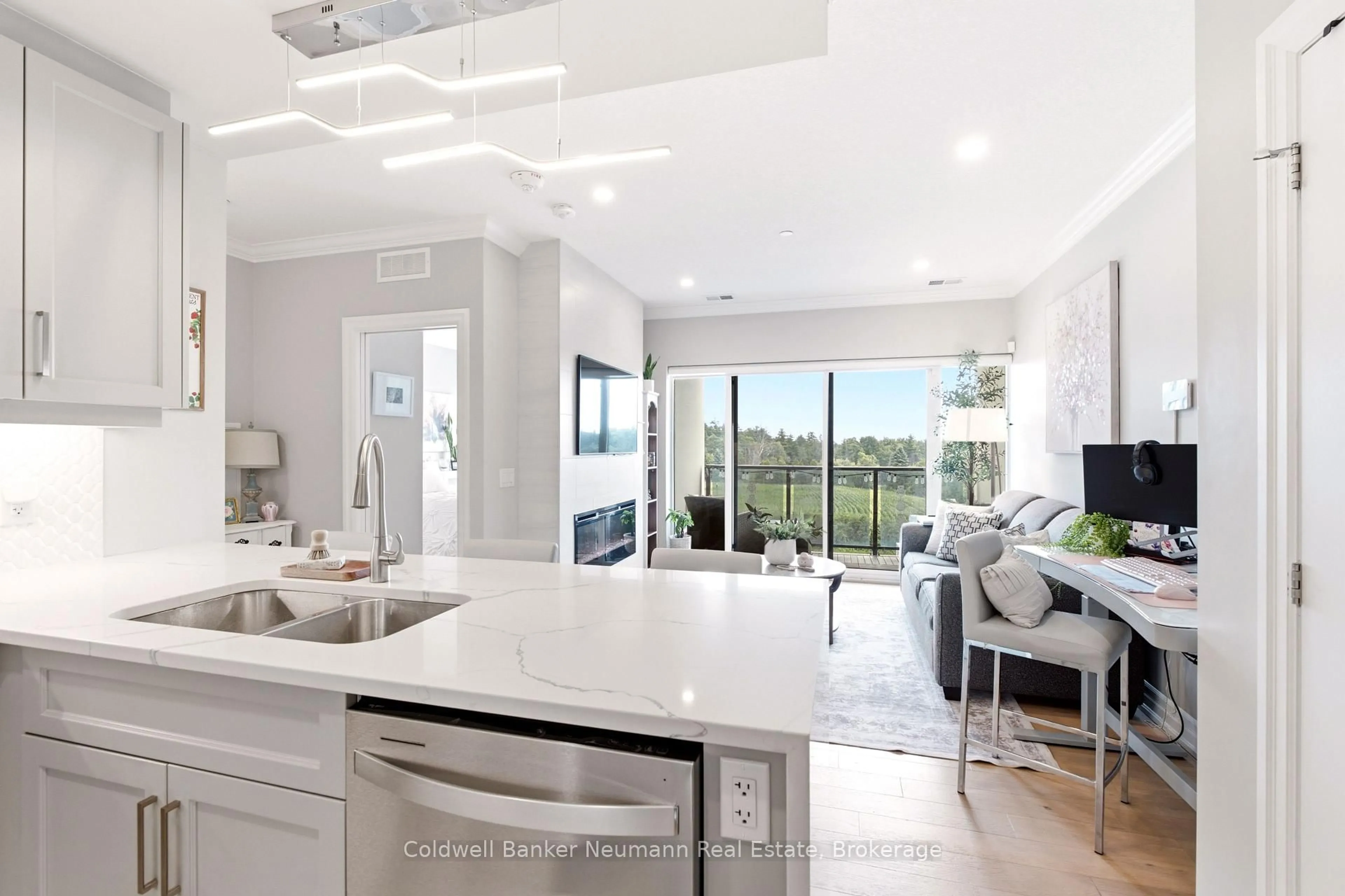 Open concept kitchen, ceramic/tile floor for 1880 Gordon St #401, Guelph Ontario N1L 0P5