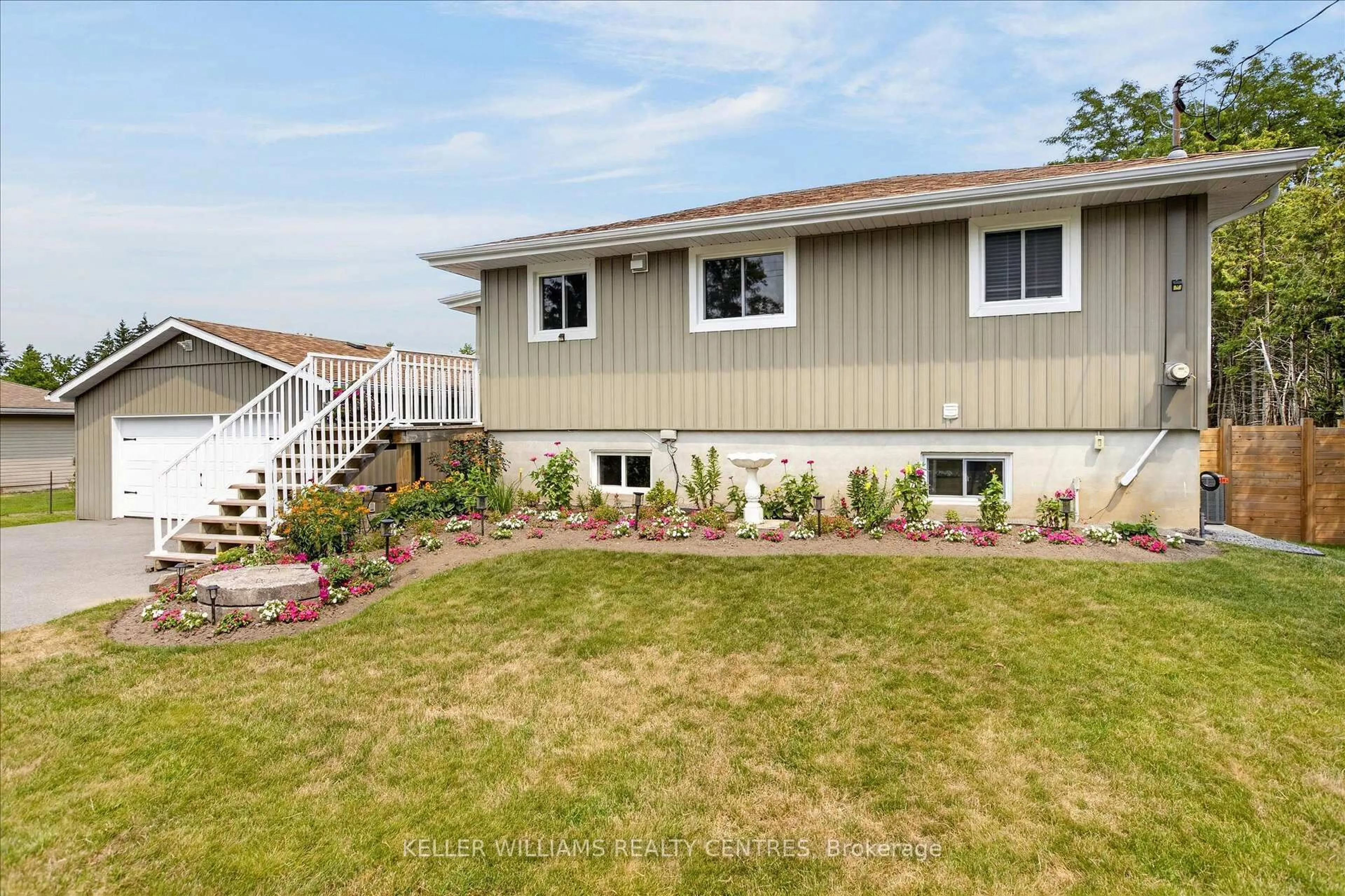 Home with vinyl exterior material, unknown for 268 Crosby Dr, Kawartha Lakes Ontario K0M 1A0