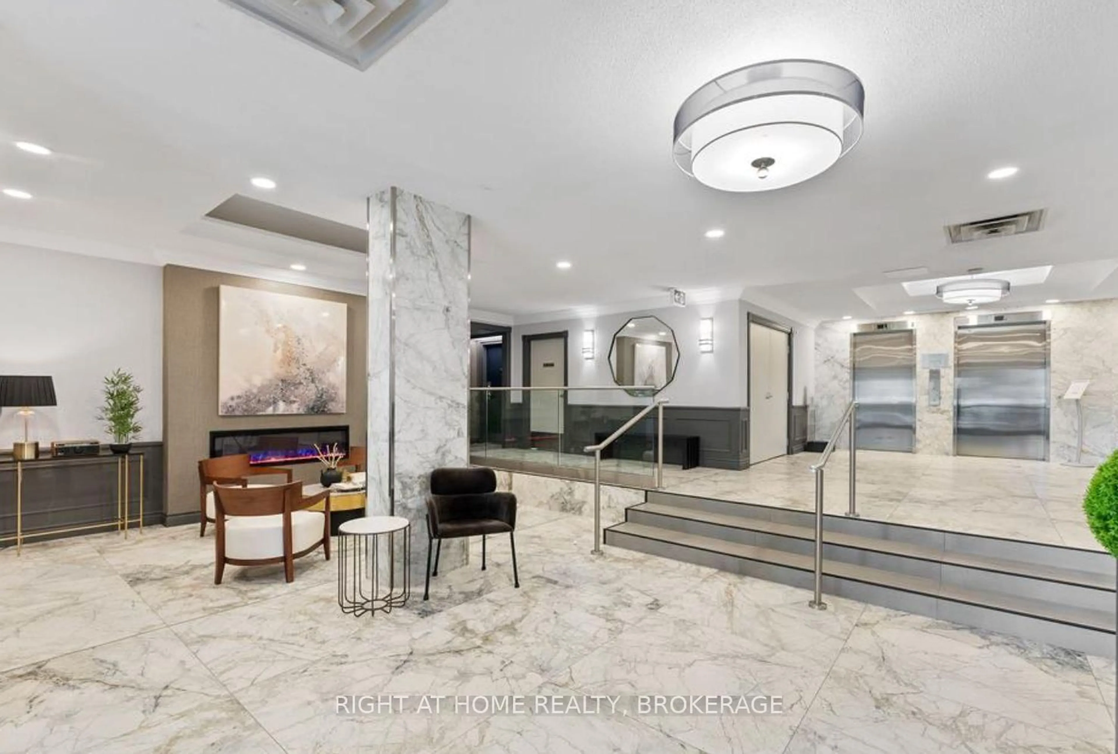 Lobby for 162 Martindale Rd #801, St. Catharines Ontario L2S 3S4
