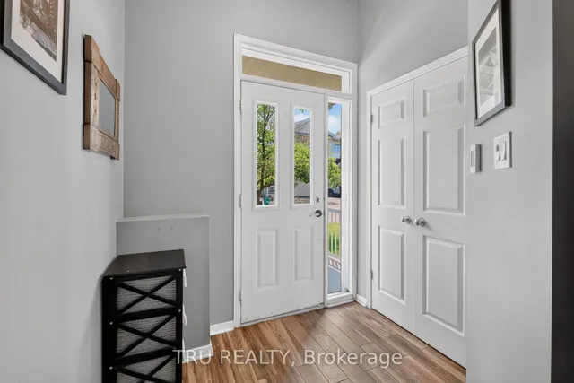 258 Parkrose Private, Ottawa 4