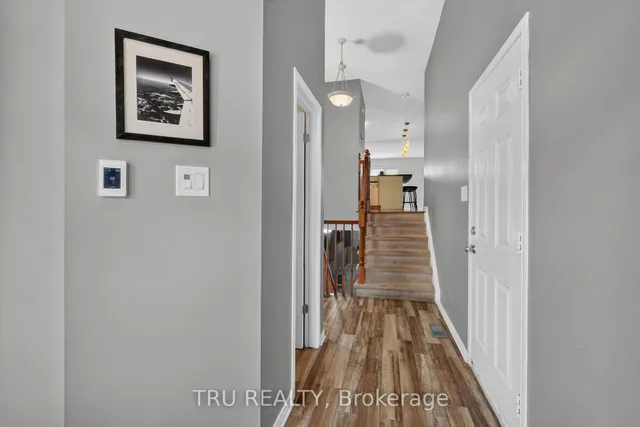 258 Parkrose Private, Ottawa 5