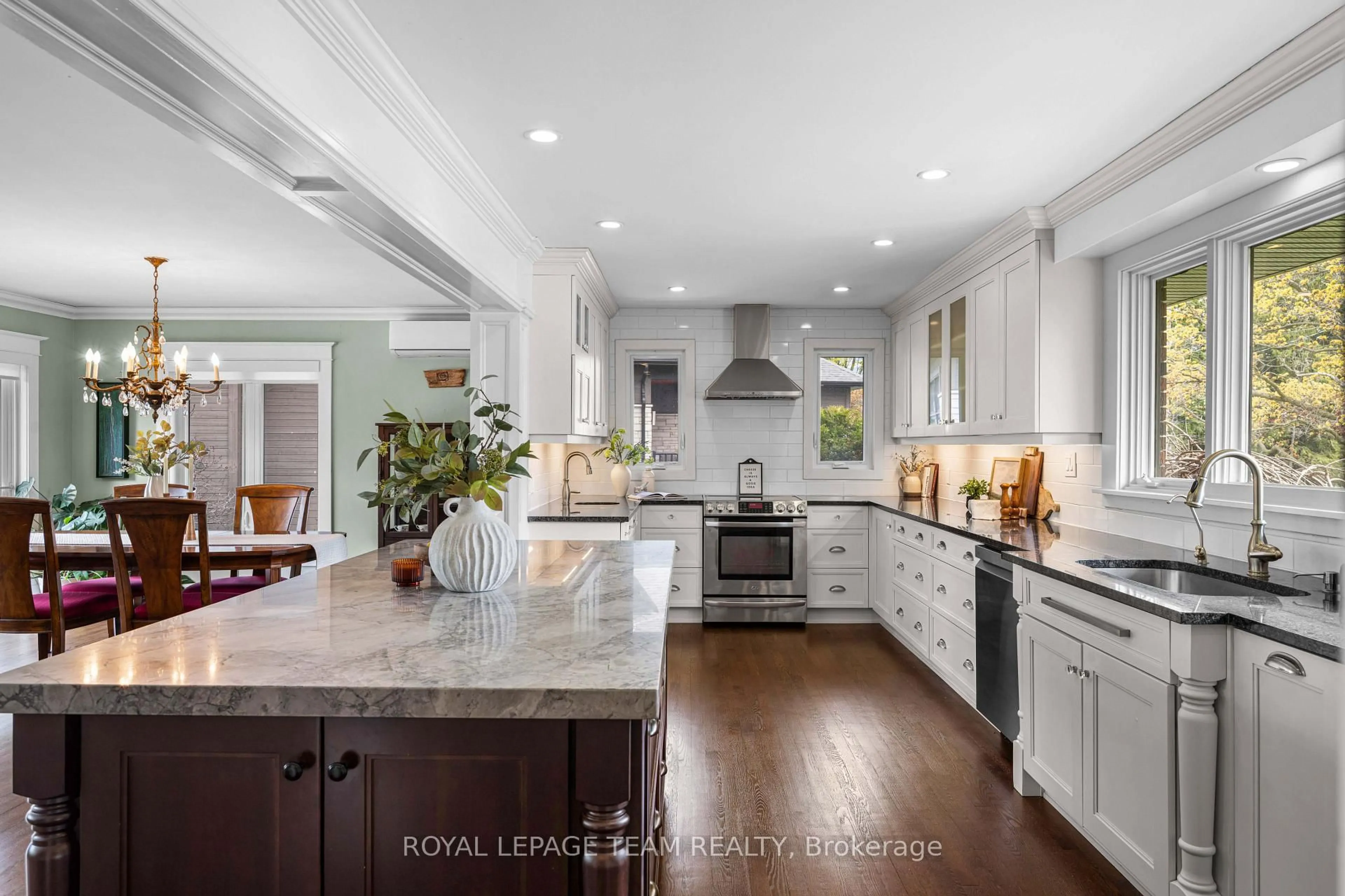 Open concept kitchen, ceramic/tile floor for 2 Lockview Rd, Ottawa Ontario K4M 1B2