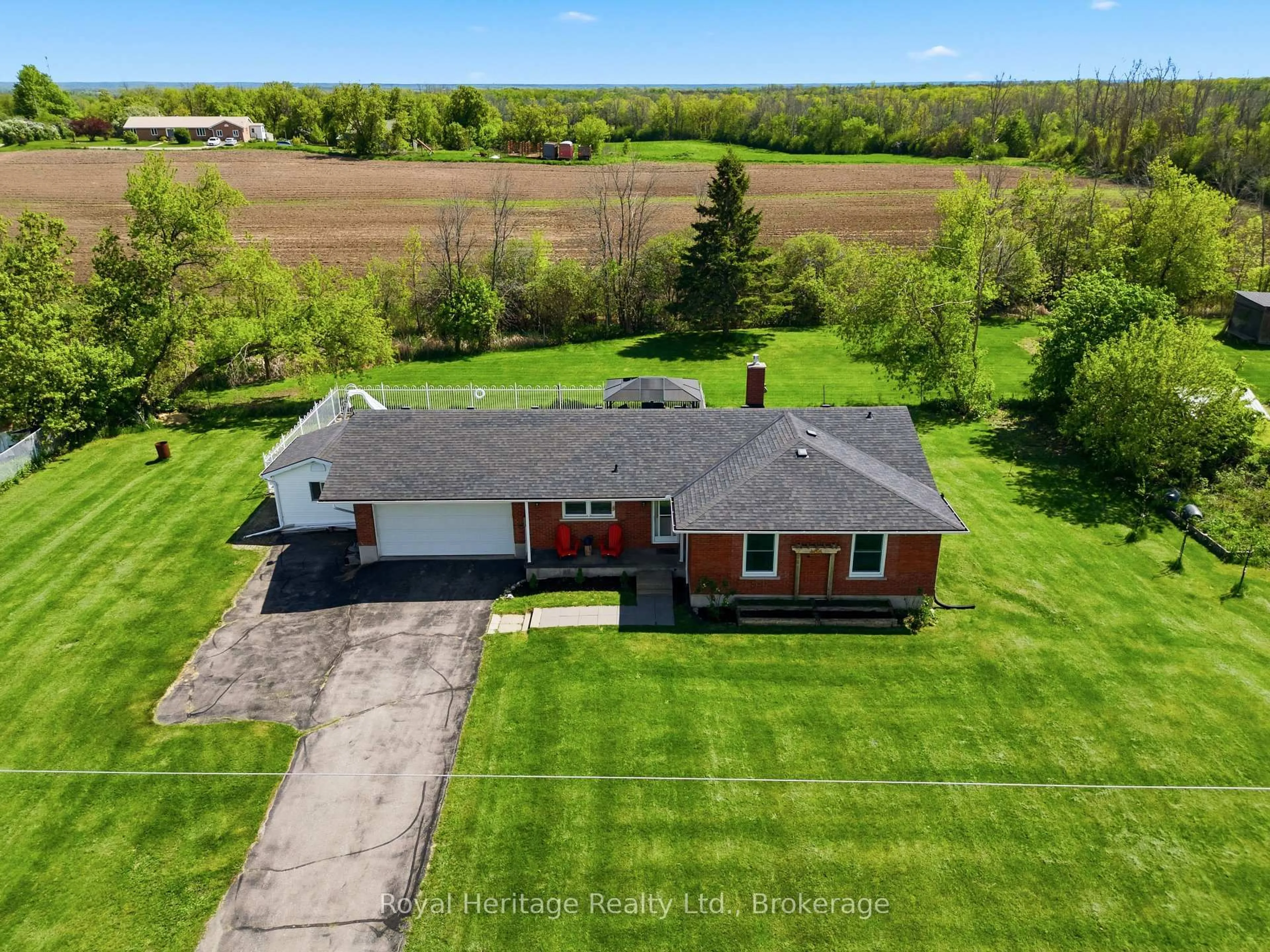 A pic from outside/outdoor area/front of a property/back of a property/a pic from drone, unknown for 834 Melrose Rd, Shannonville Ontario K0K 3A0