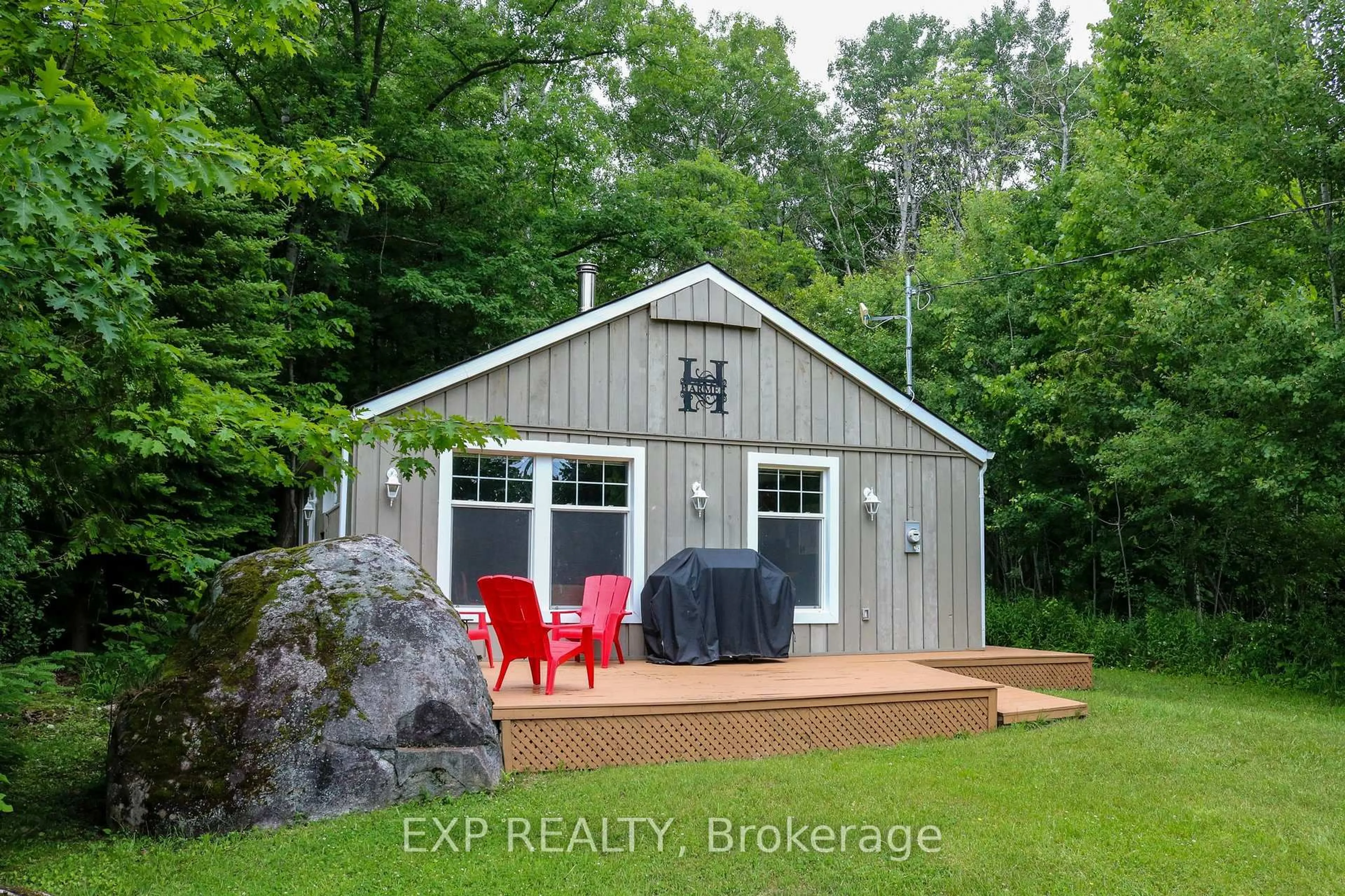Shed for 360 Cedar Ave, Meaford Ontario N4L 1W5