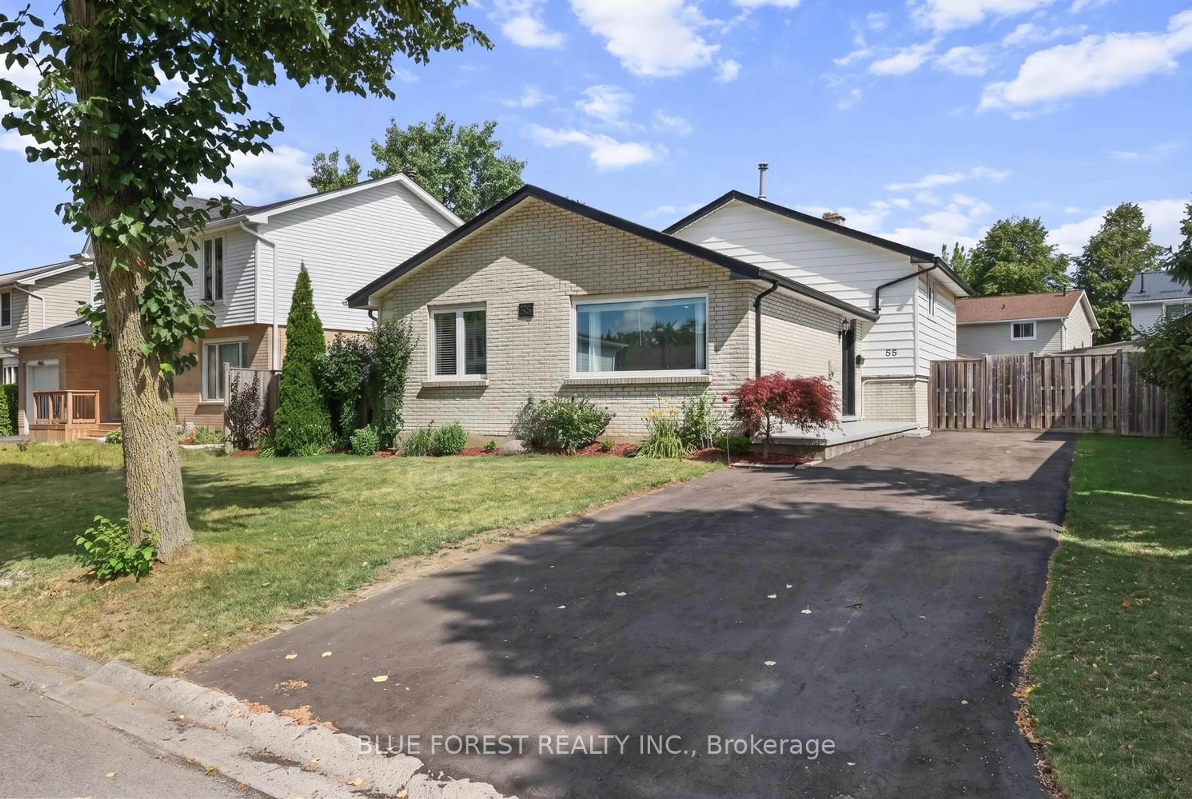 Home with vinyl exterior material, street for 55 Archer Cres, London South Ontario N6E 2A4