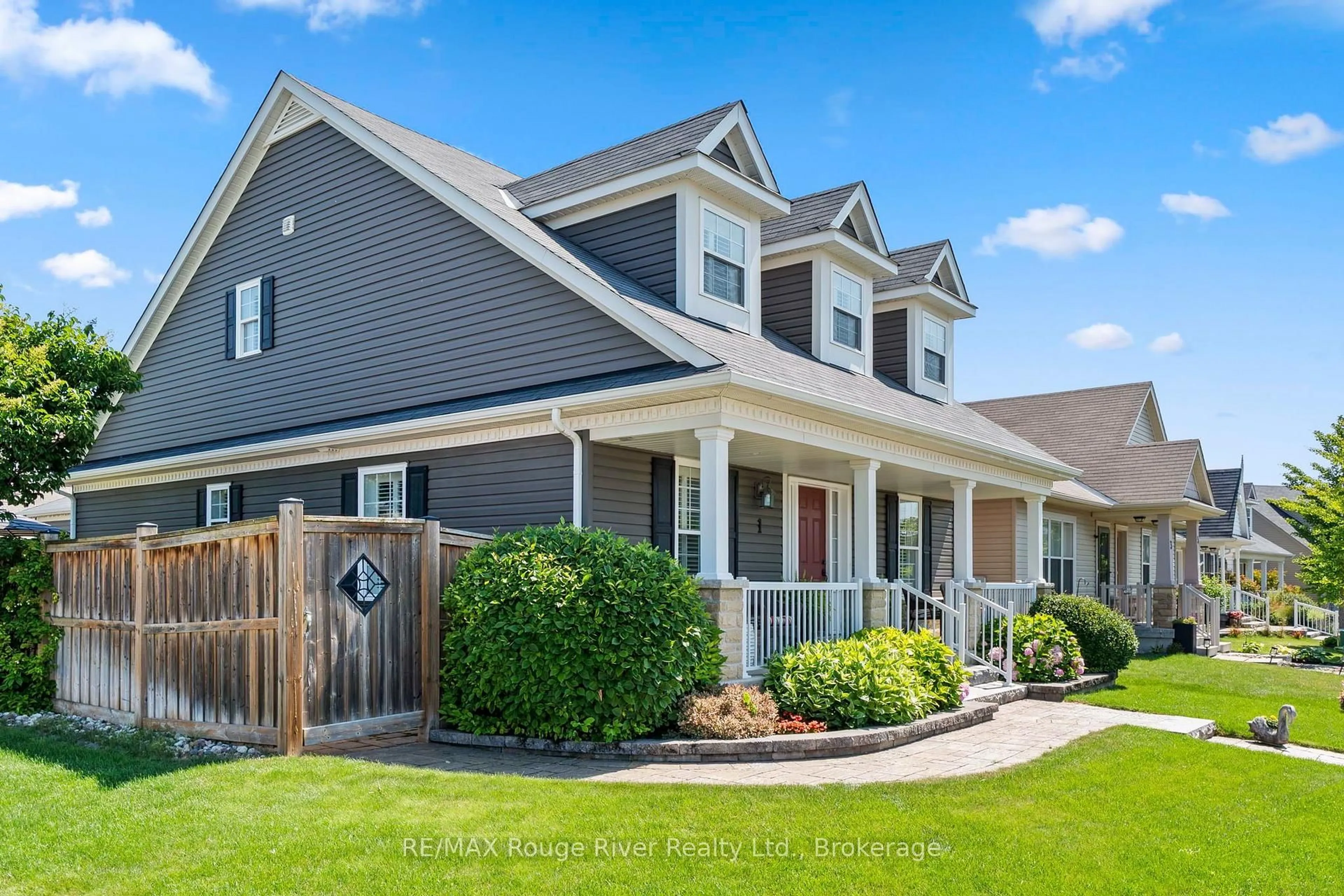 Home with vinyl exterior material, street for 1 Greenaway Circ, Port Hope Ontario L1A 0B9